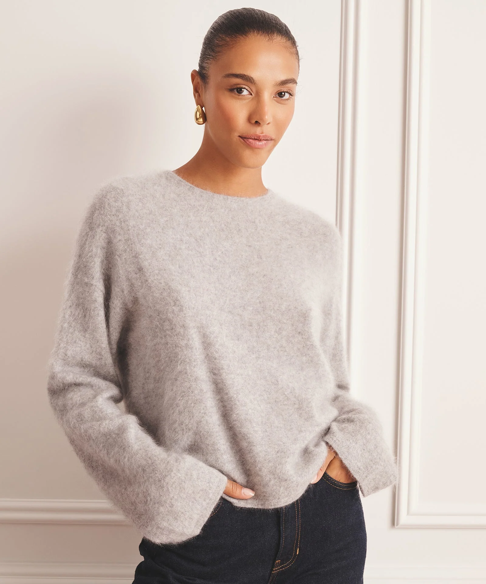 Brushed Luxe Cashmere Crewneck Sweater - Image 15