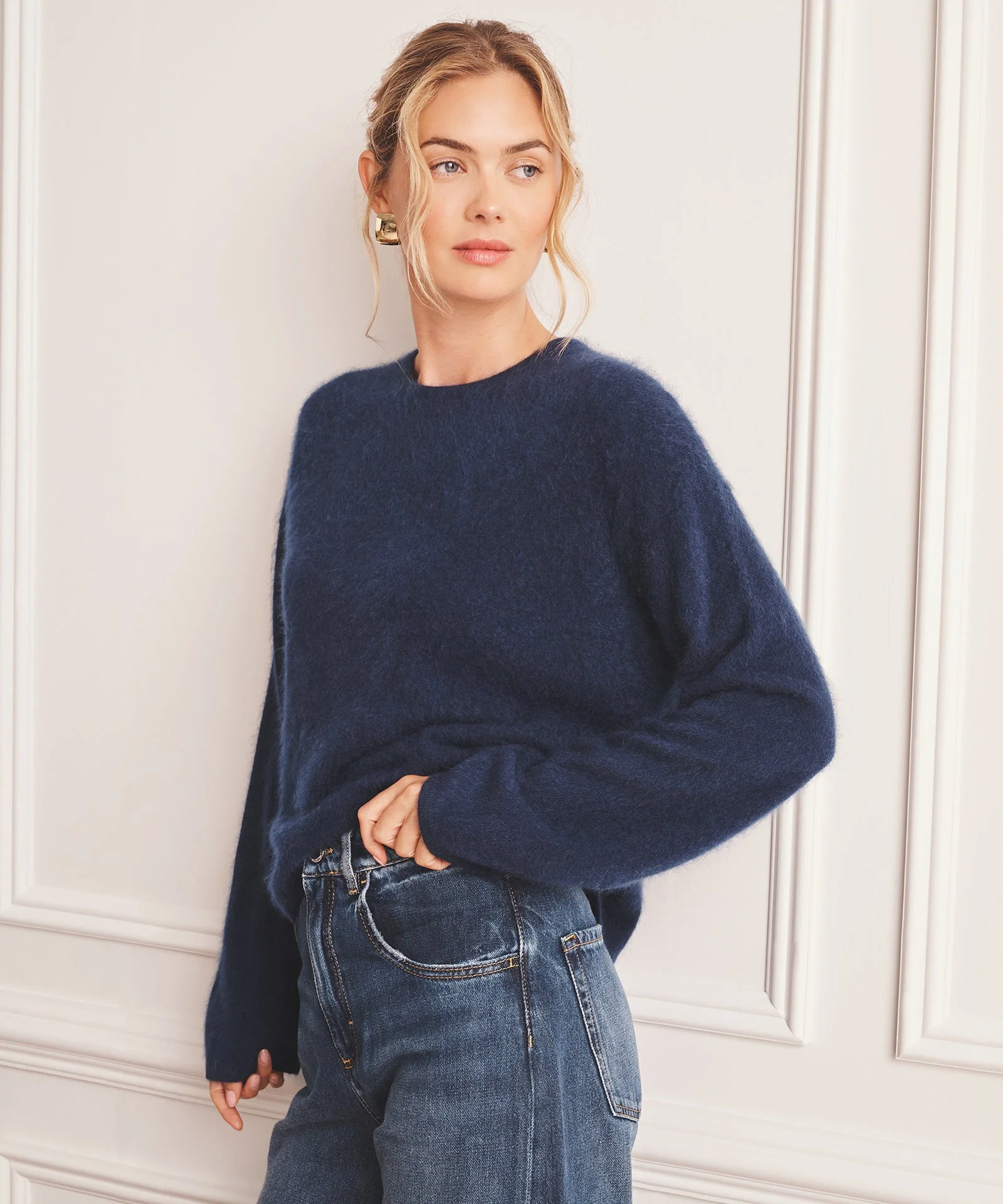 Brushed Luxe Cashmere Crewneck Sweater - Image 9