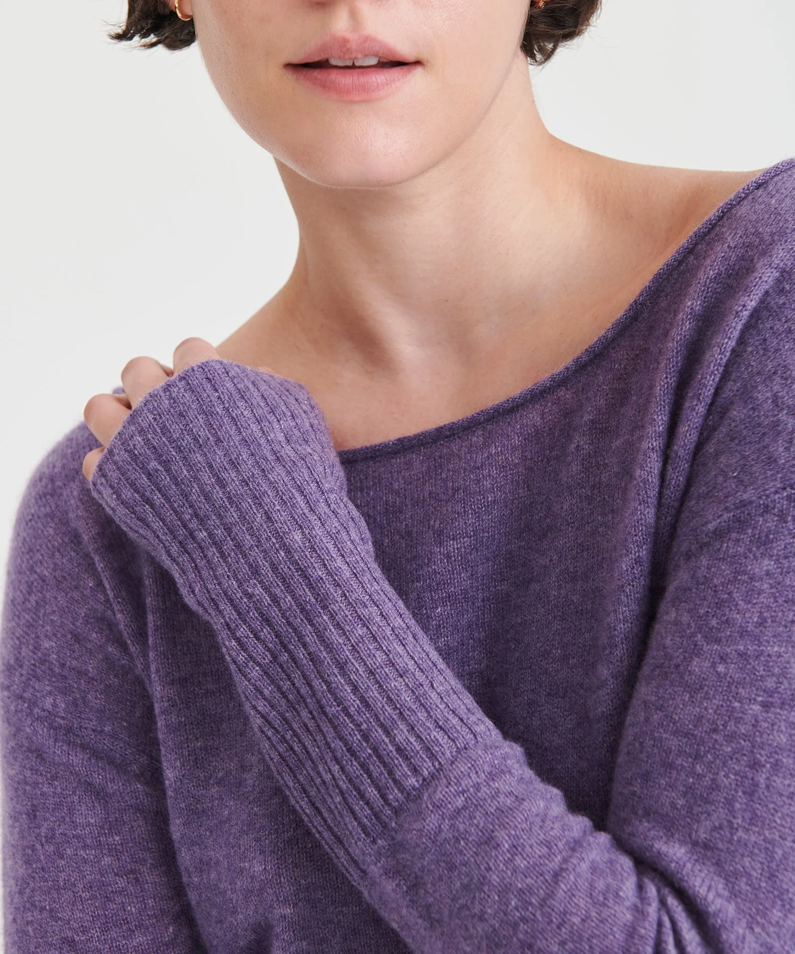 Lightweight Cashmere Boatneck Sweater - Image 24