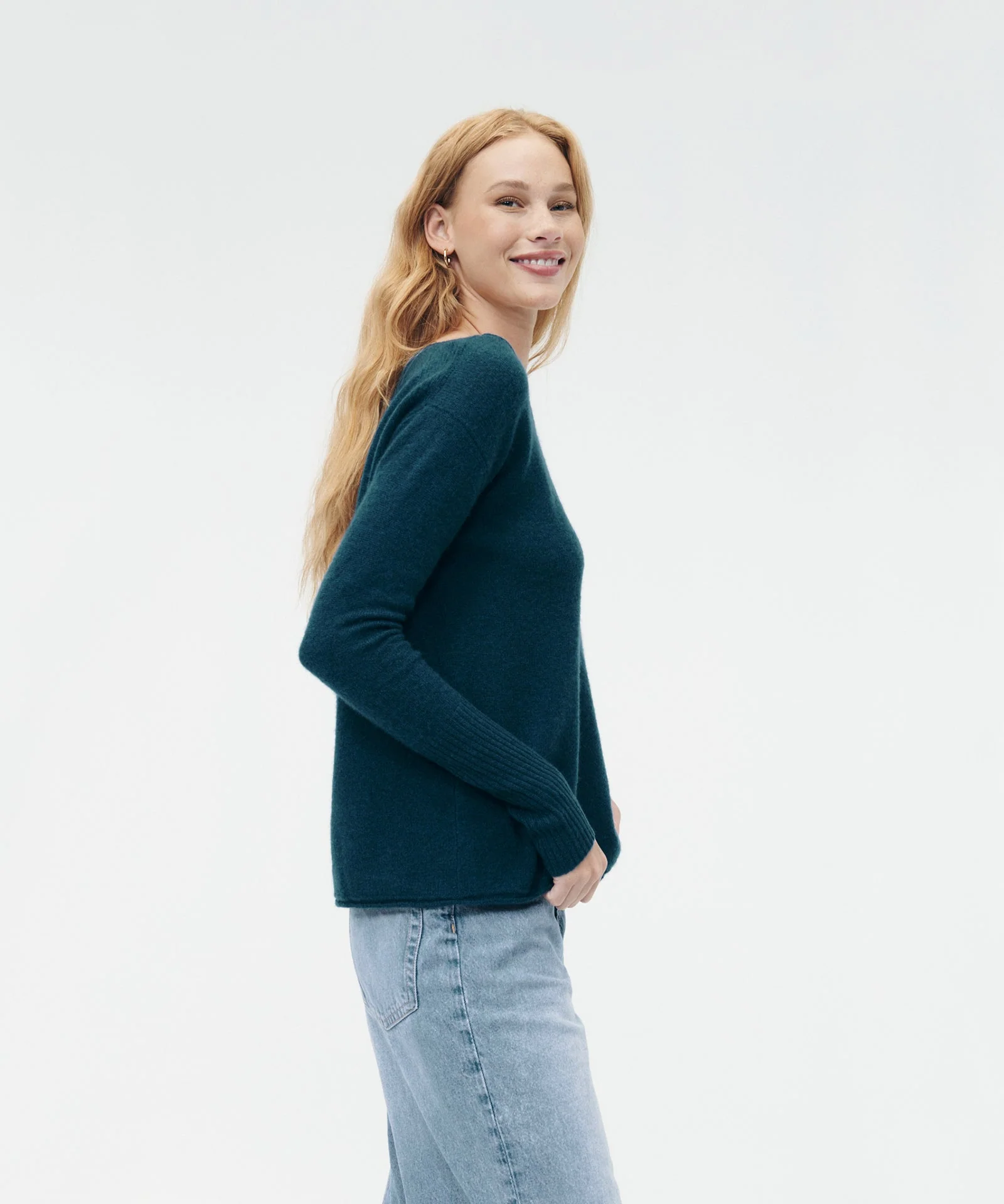 Lightweight Cashmere Boatneck Sweater - Image 9
