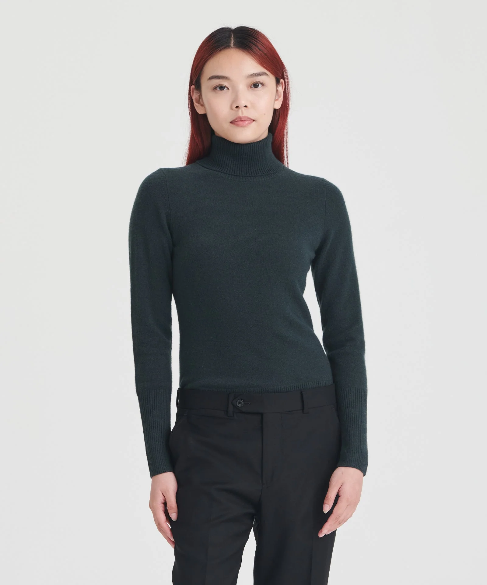 Signature Cashmere Classic Turtleneck - Image 10