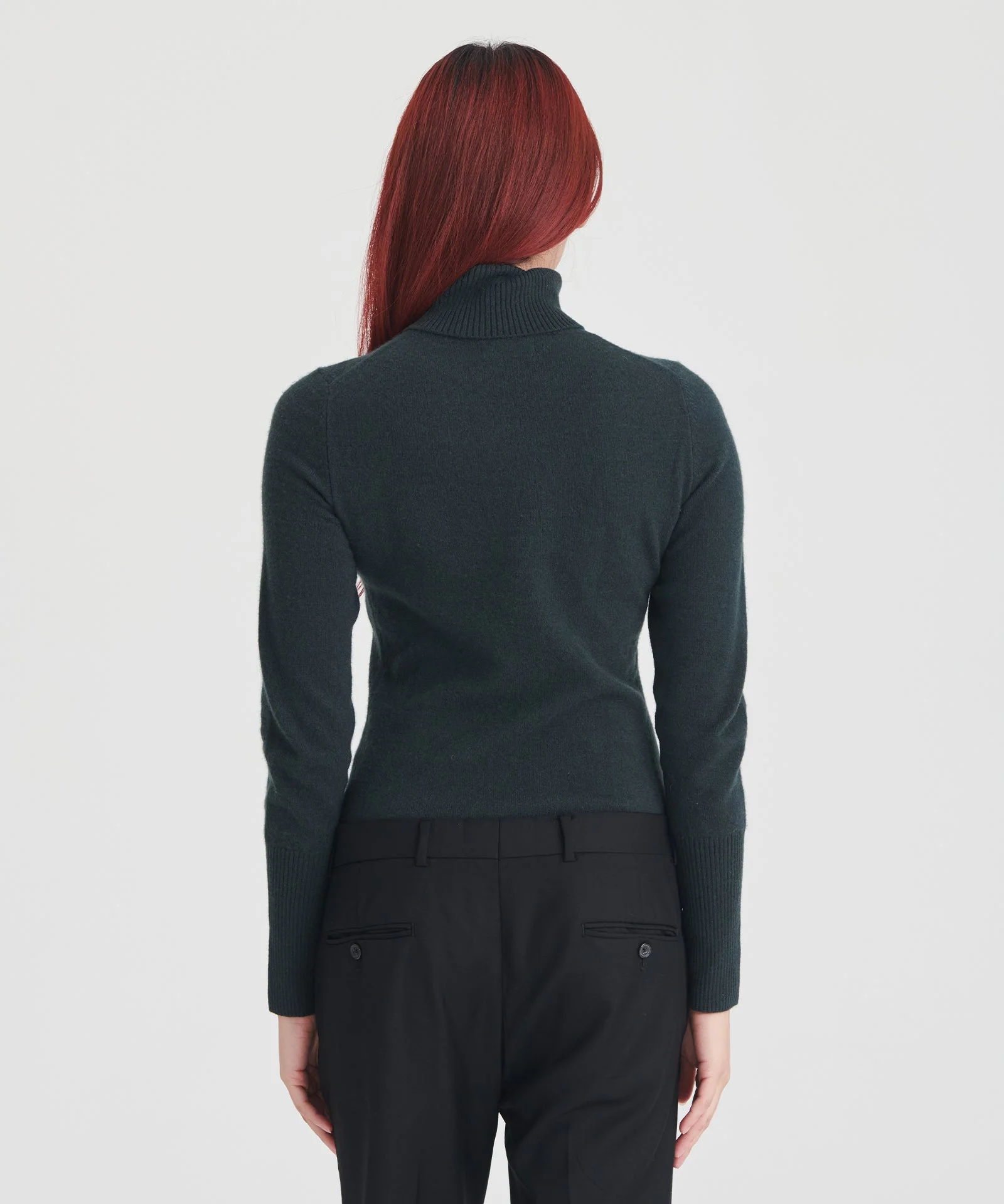 Signature Cashmere Classic Turtleneck - Image 21