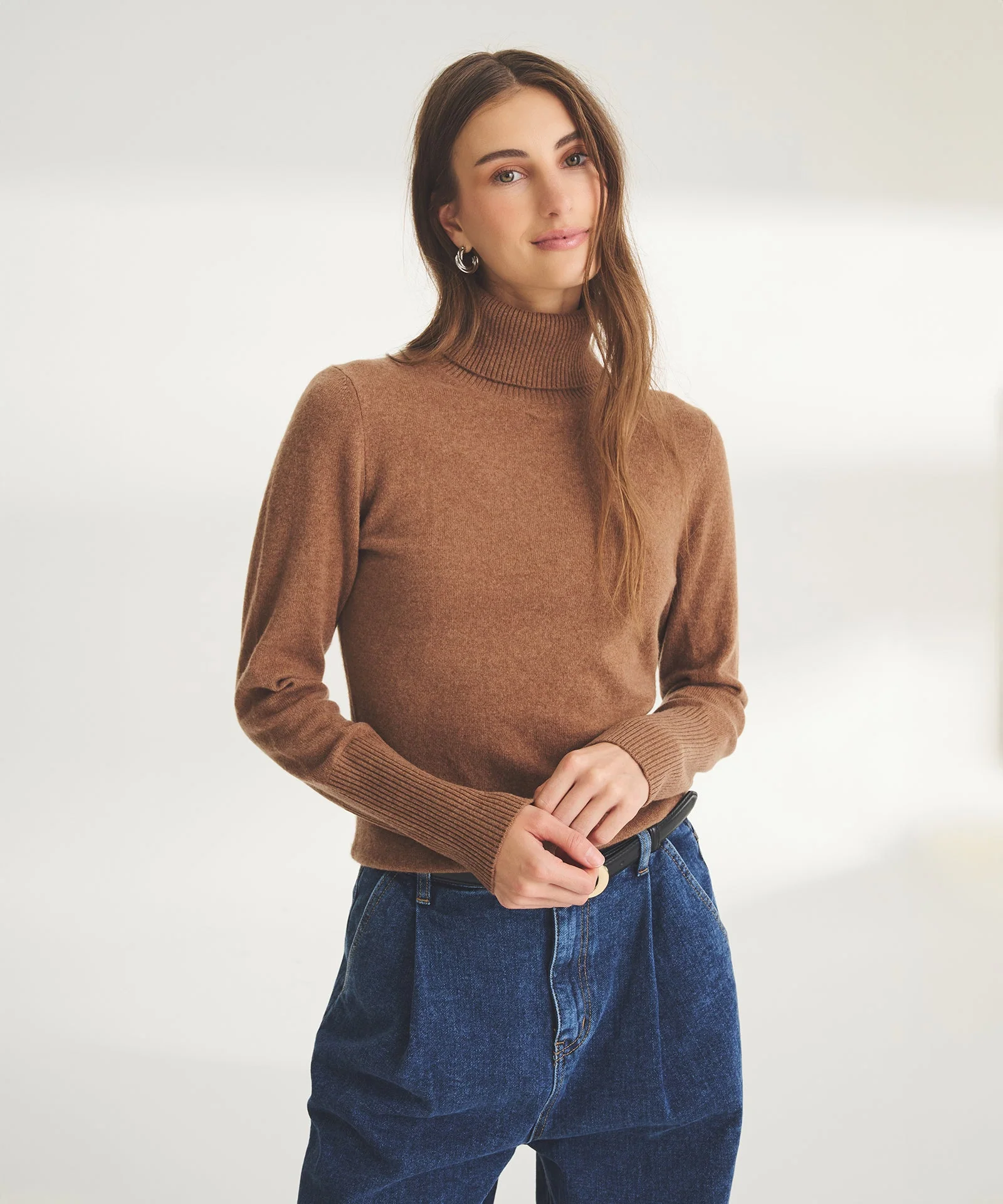 Signature Cashmere Classic Turtleneck - Image 3