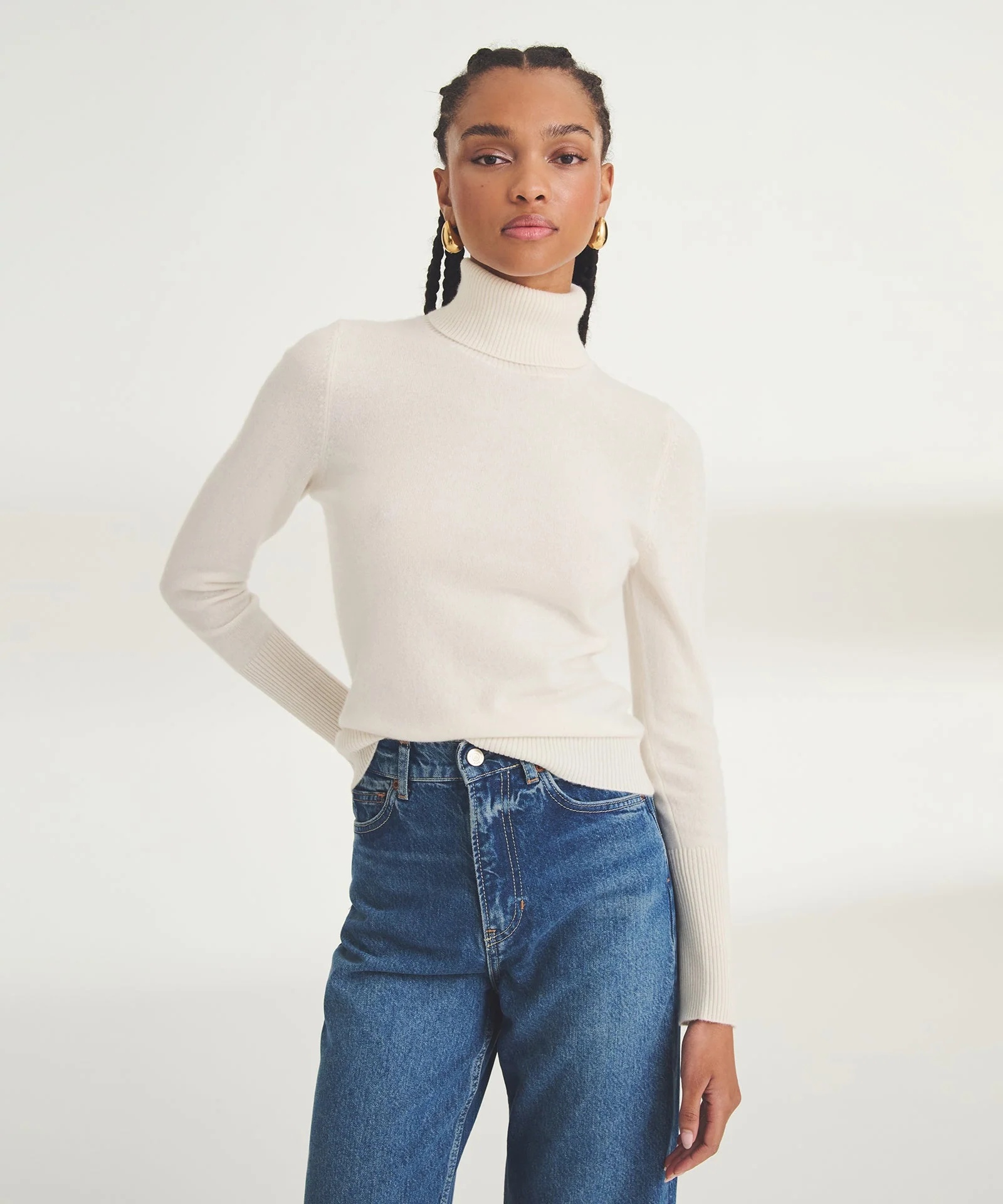 Signature Cashmere Classic Turtleneck - Image 48