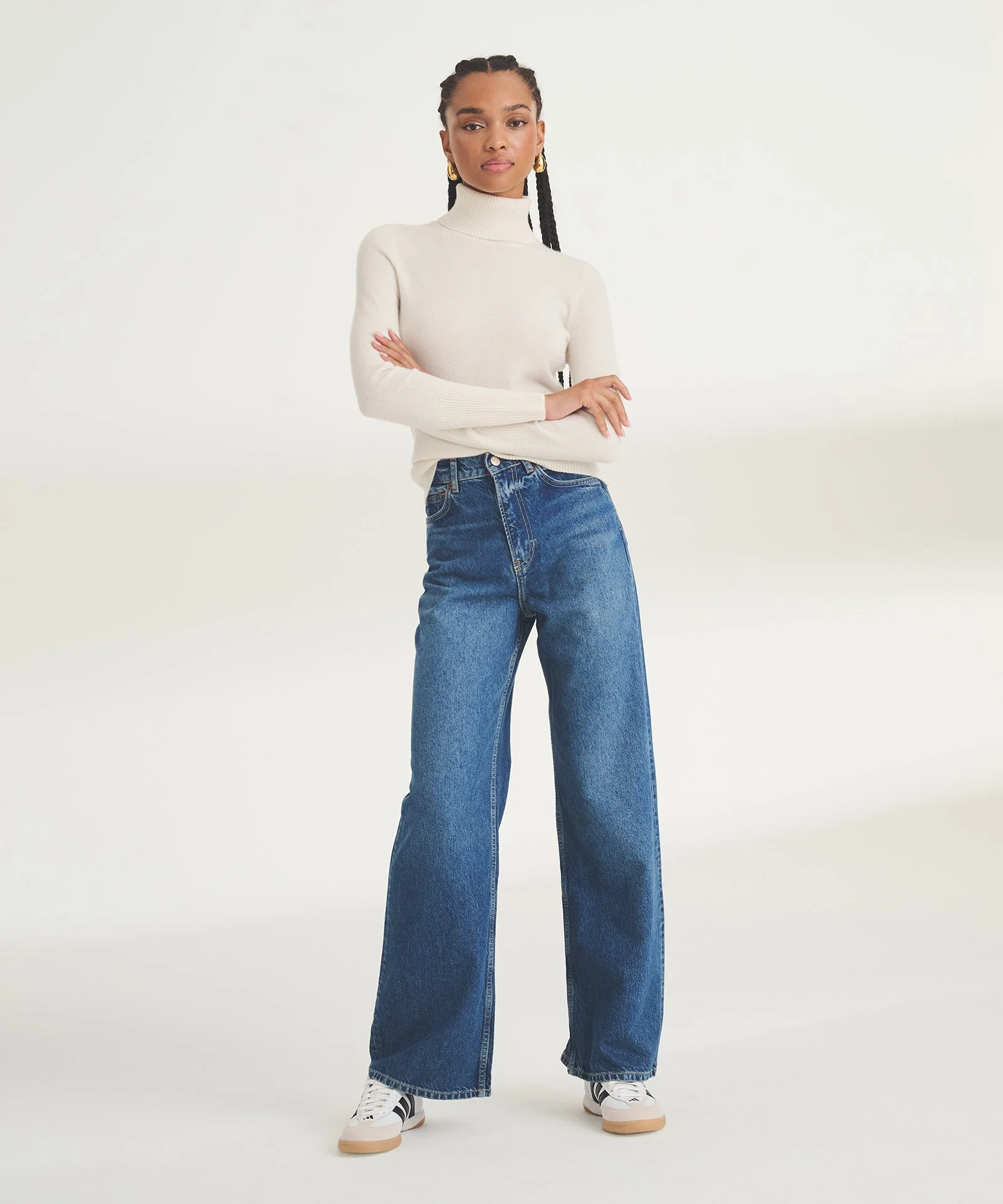 Signature Cashmere Classic Turtleneck - Image 49
