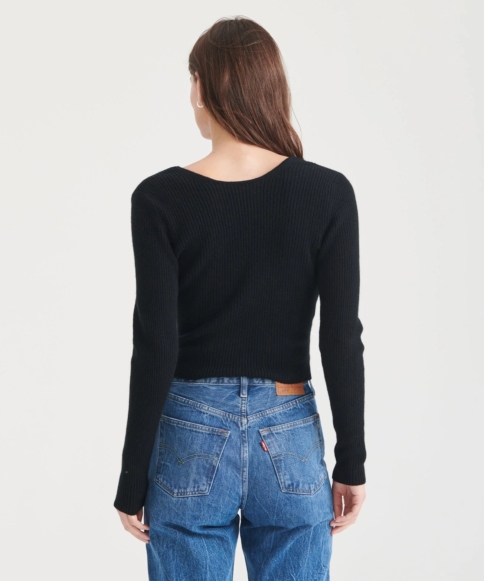 Signature Cashmere Crossover Sweater - Image 18
