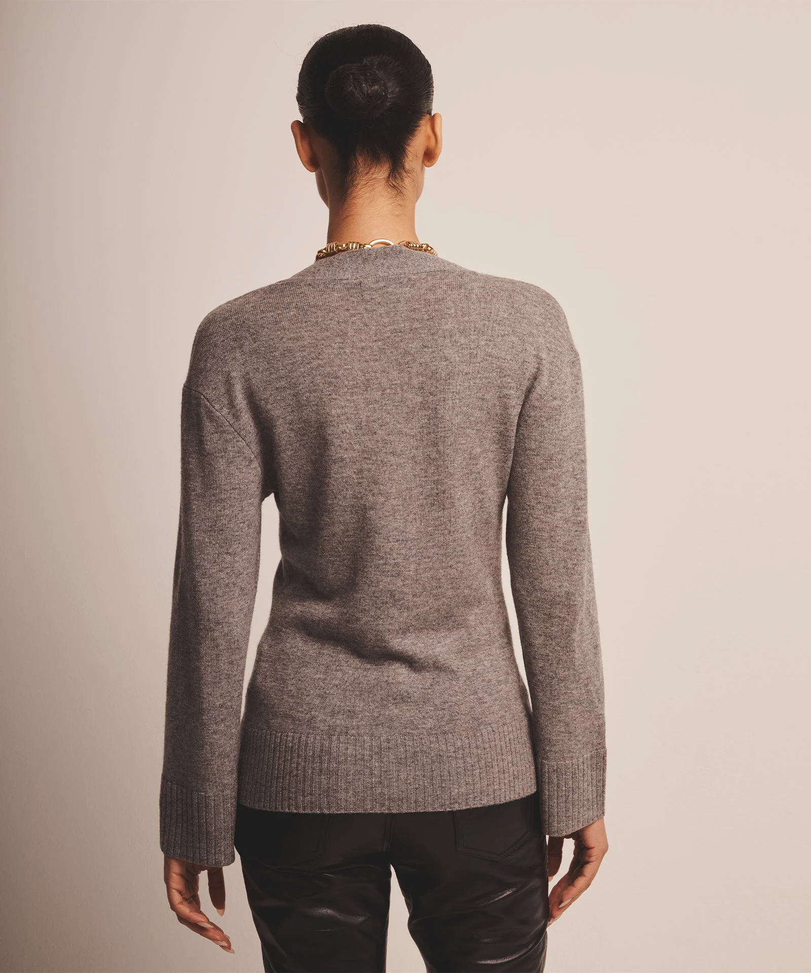 Signature Cashmere Fitted Cardigan - Image 9