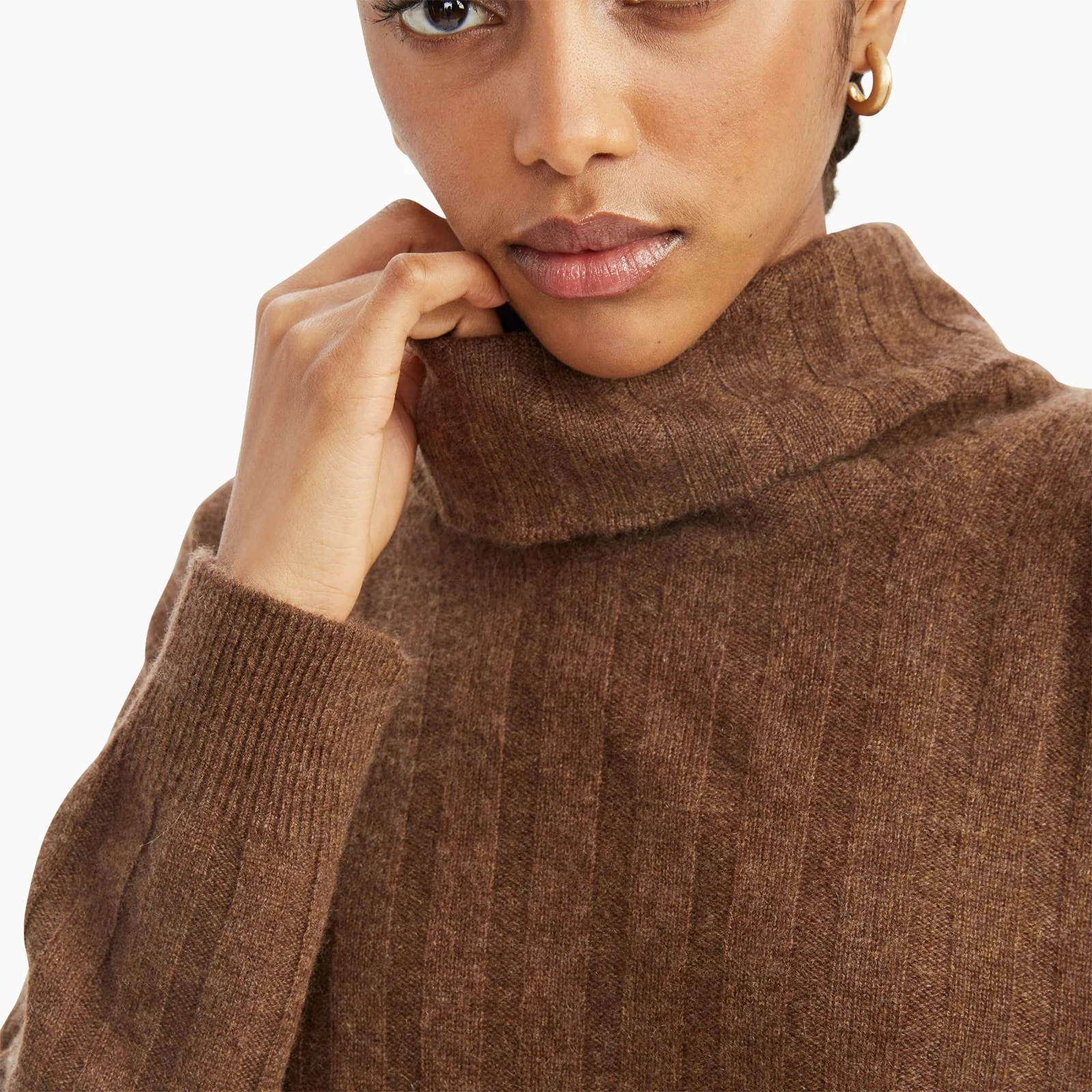 Cashmere Relaxed Ribbed Turtleneck - Image 8