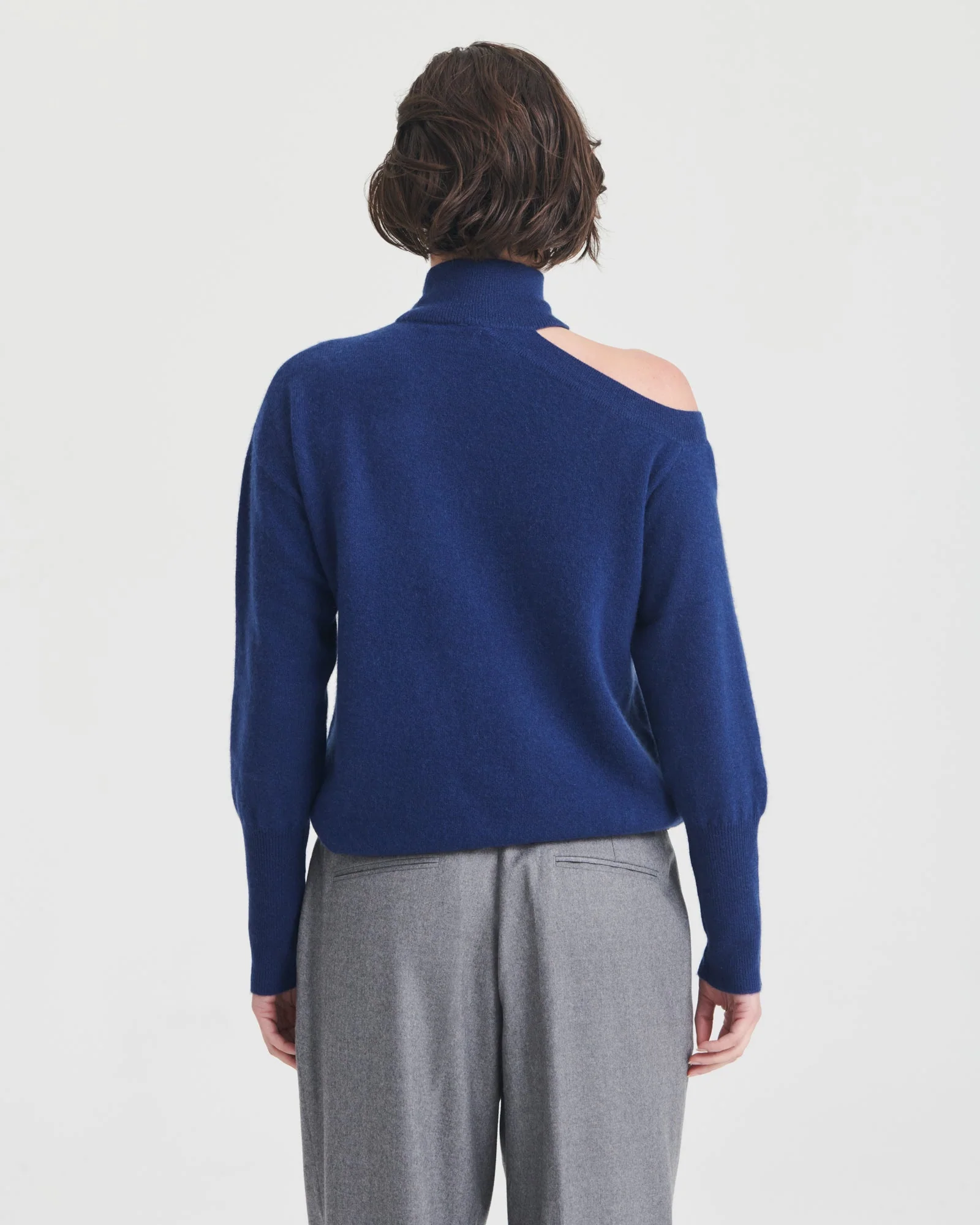 Cashmere Shoulder Cut Out Turtleneck - Image 6
