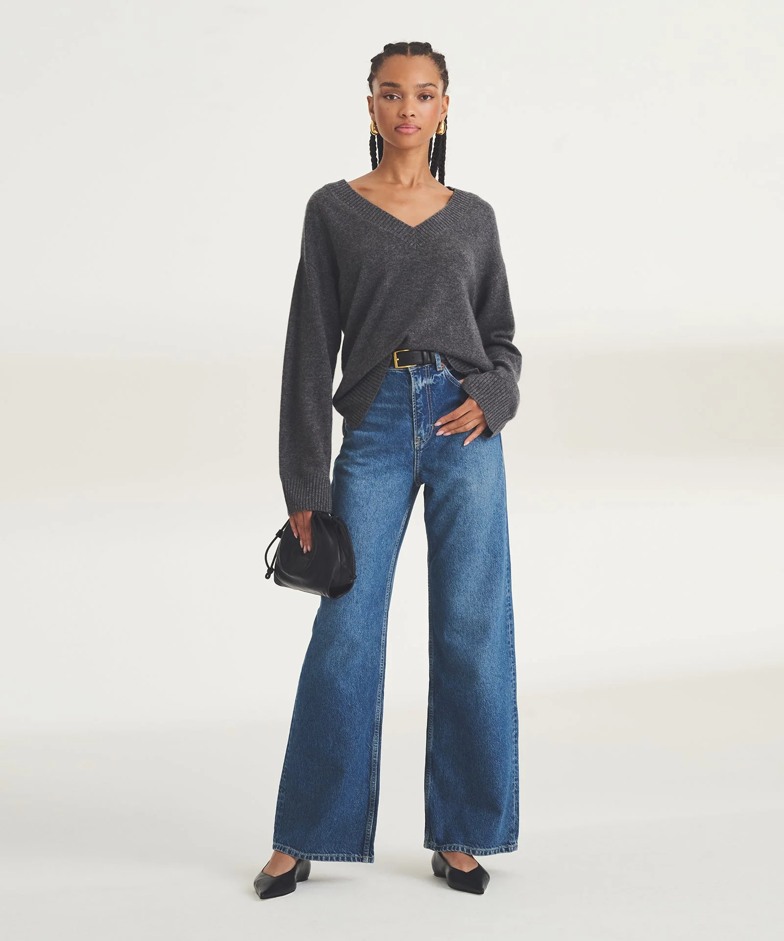 Signature Cashmere Wide Sleeve V-Neck Sweater - Image 20