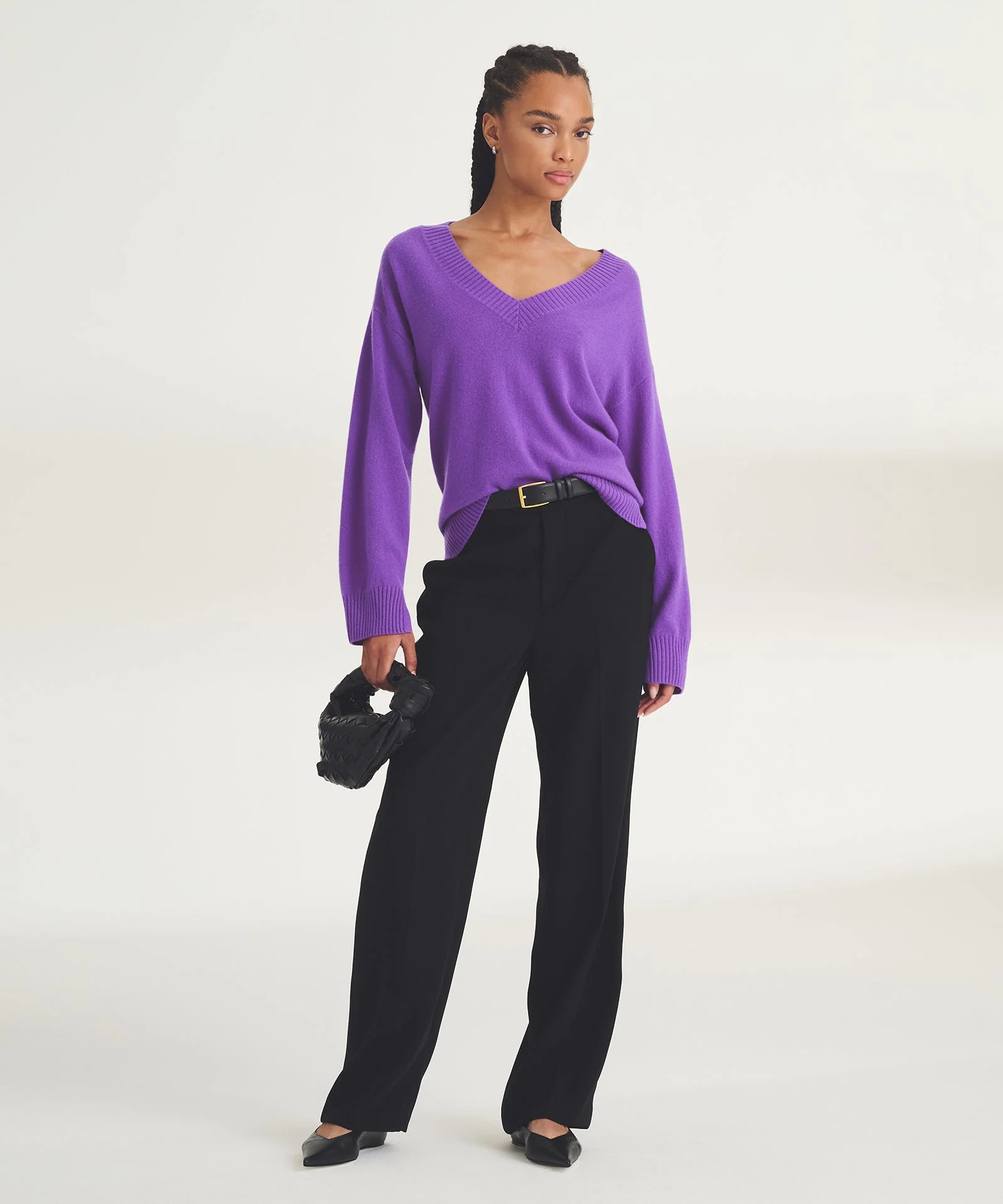 Signature Cashmere Wide Sleeve V-Neck Sweater - Image 35