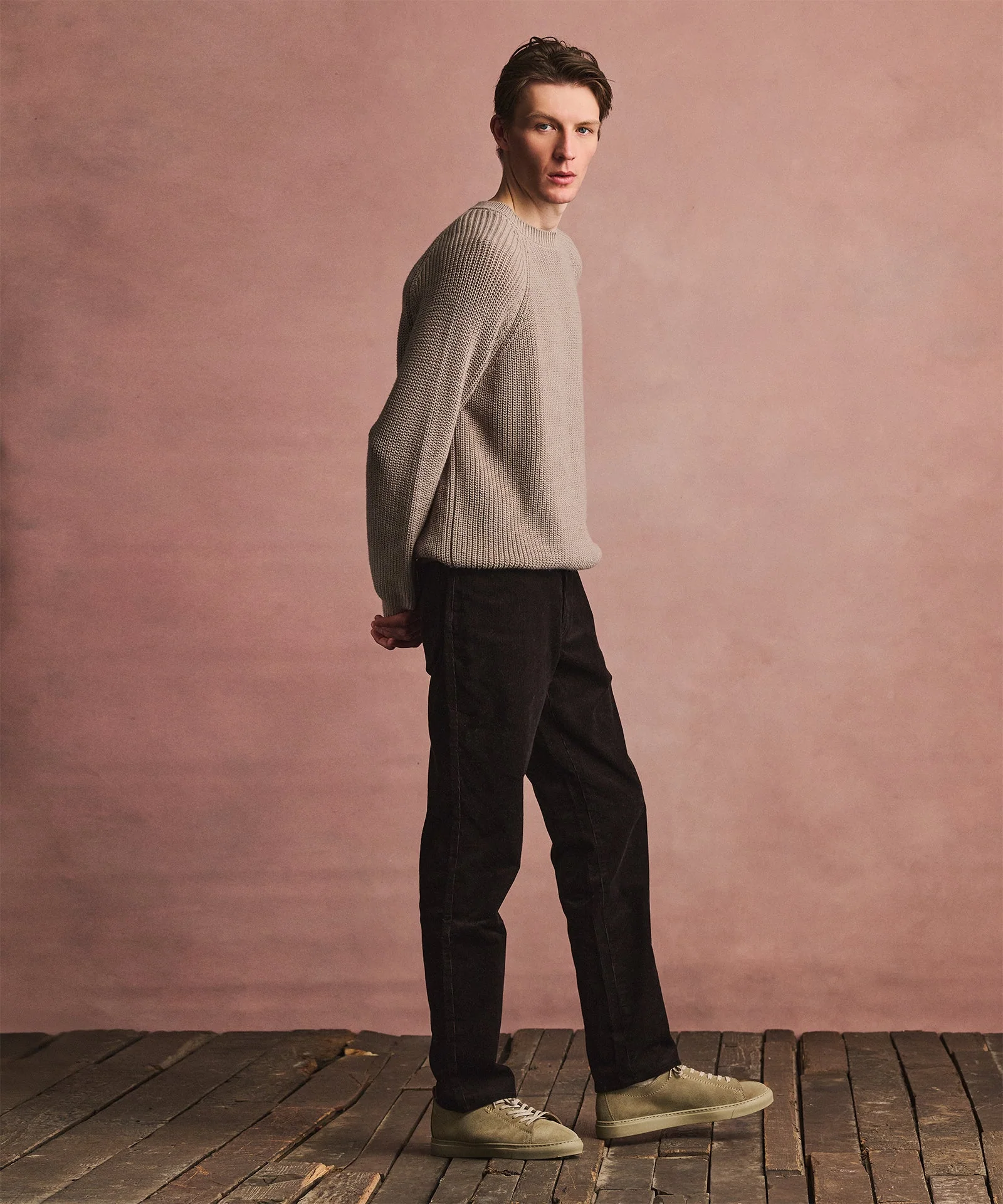 Cotton Fisherman Raglan Crewneck Sweater - Image 12