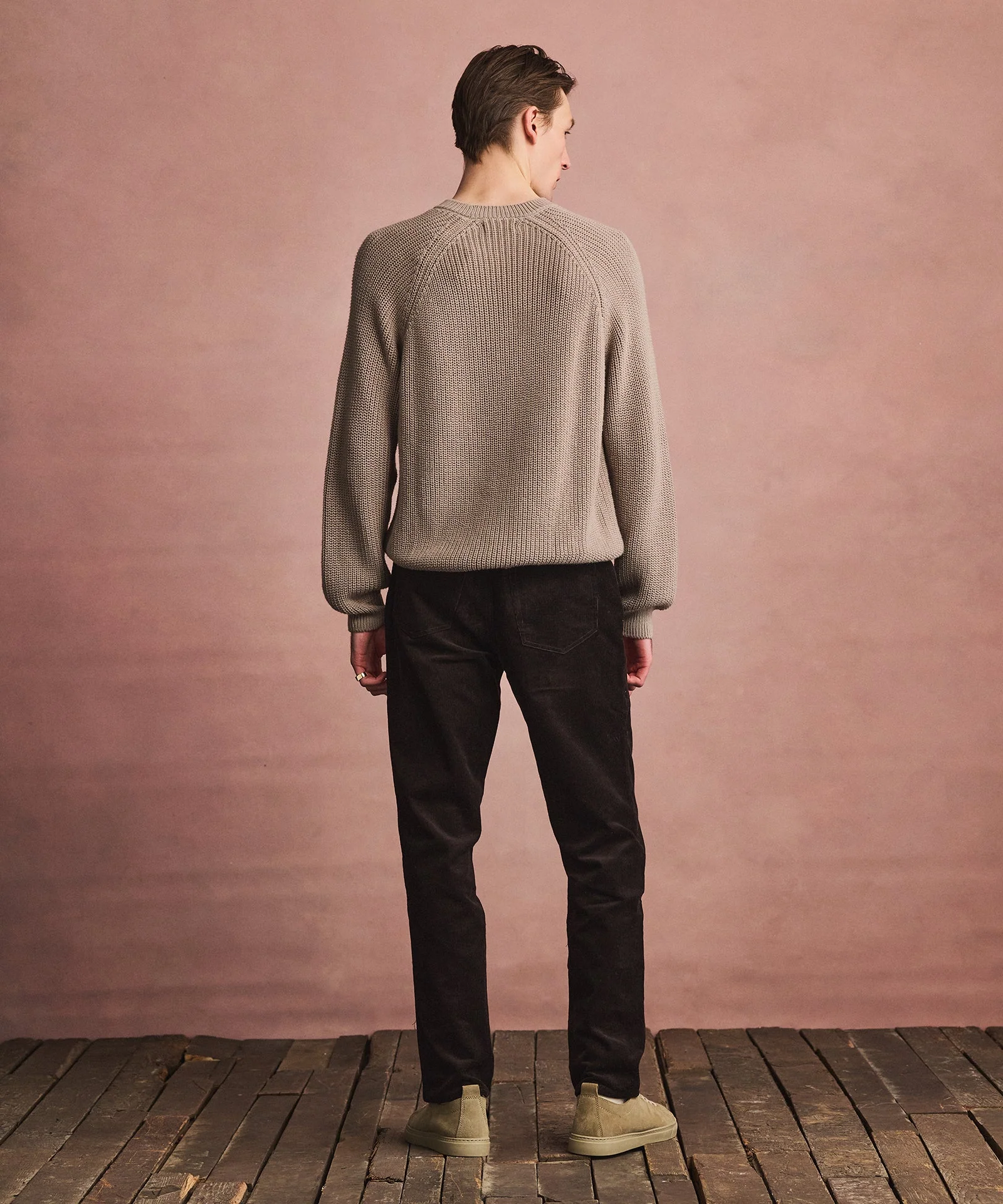 Cotton Fisherman Raglan Crewneck Sweater - Image 13