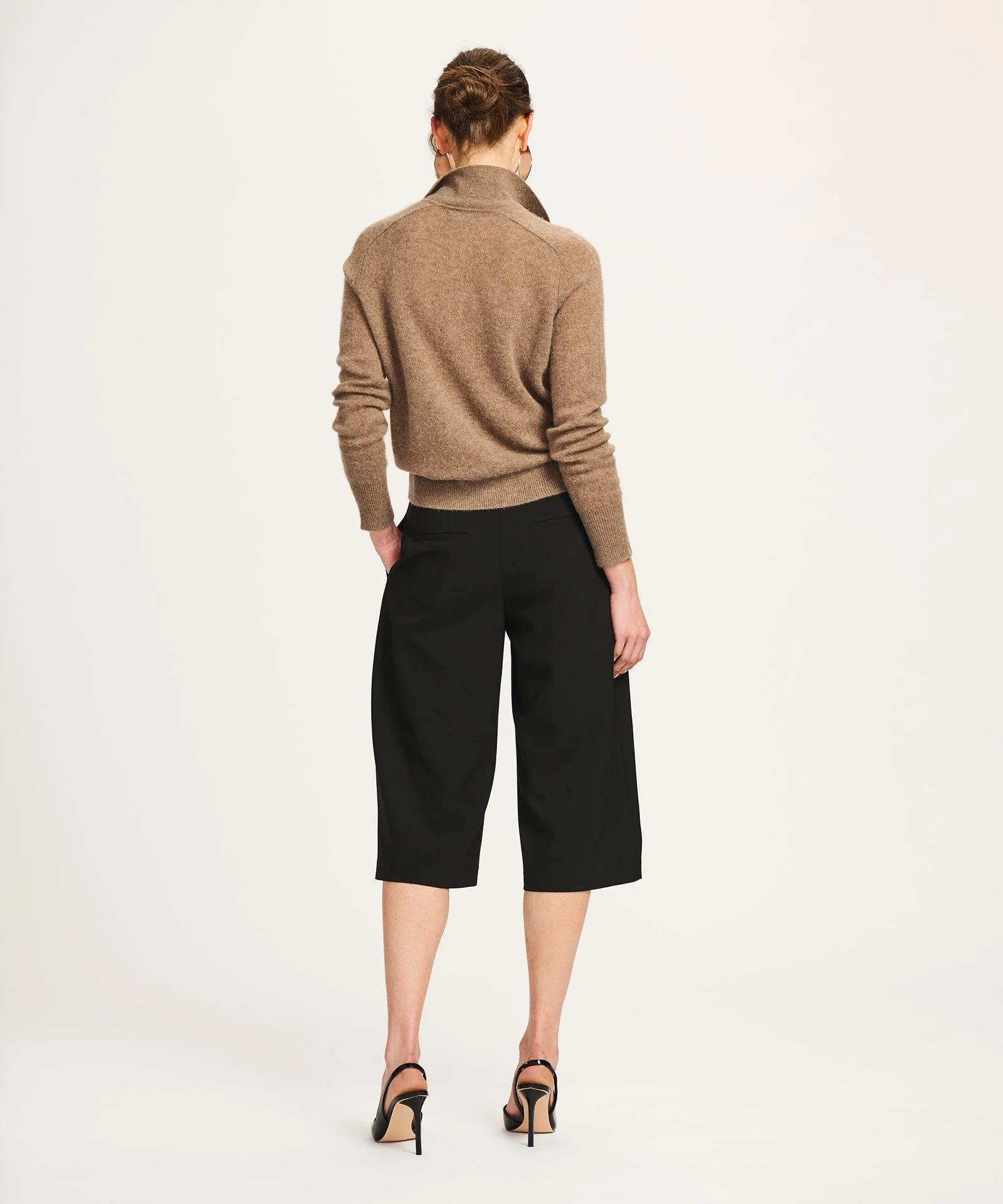 Featherweight Cashmere Relaxed Polo - Image 11