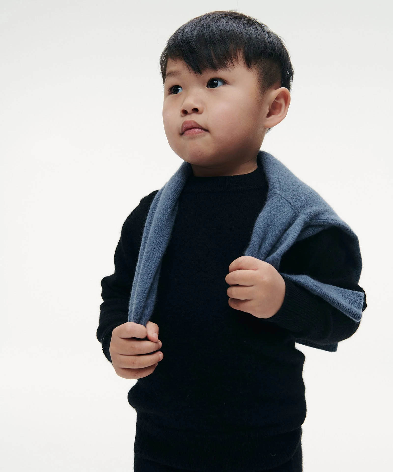 Kid's Signature Cashmere Crewneck Jogger Set - Image 6