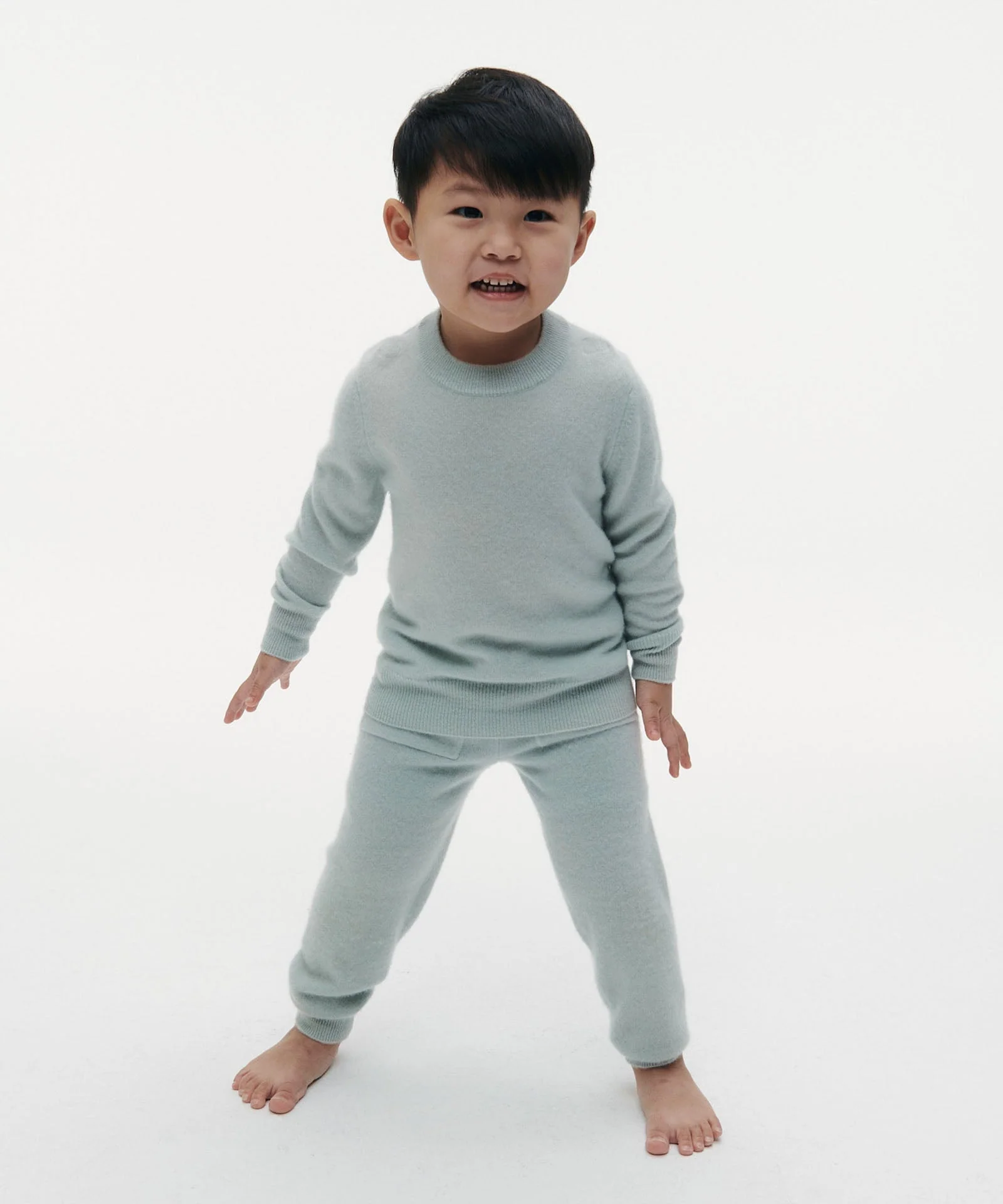 Kid's Signature Cashmere Crewneck Jogger Set - Image 7