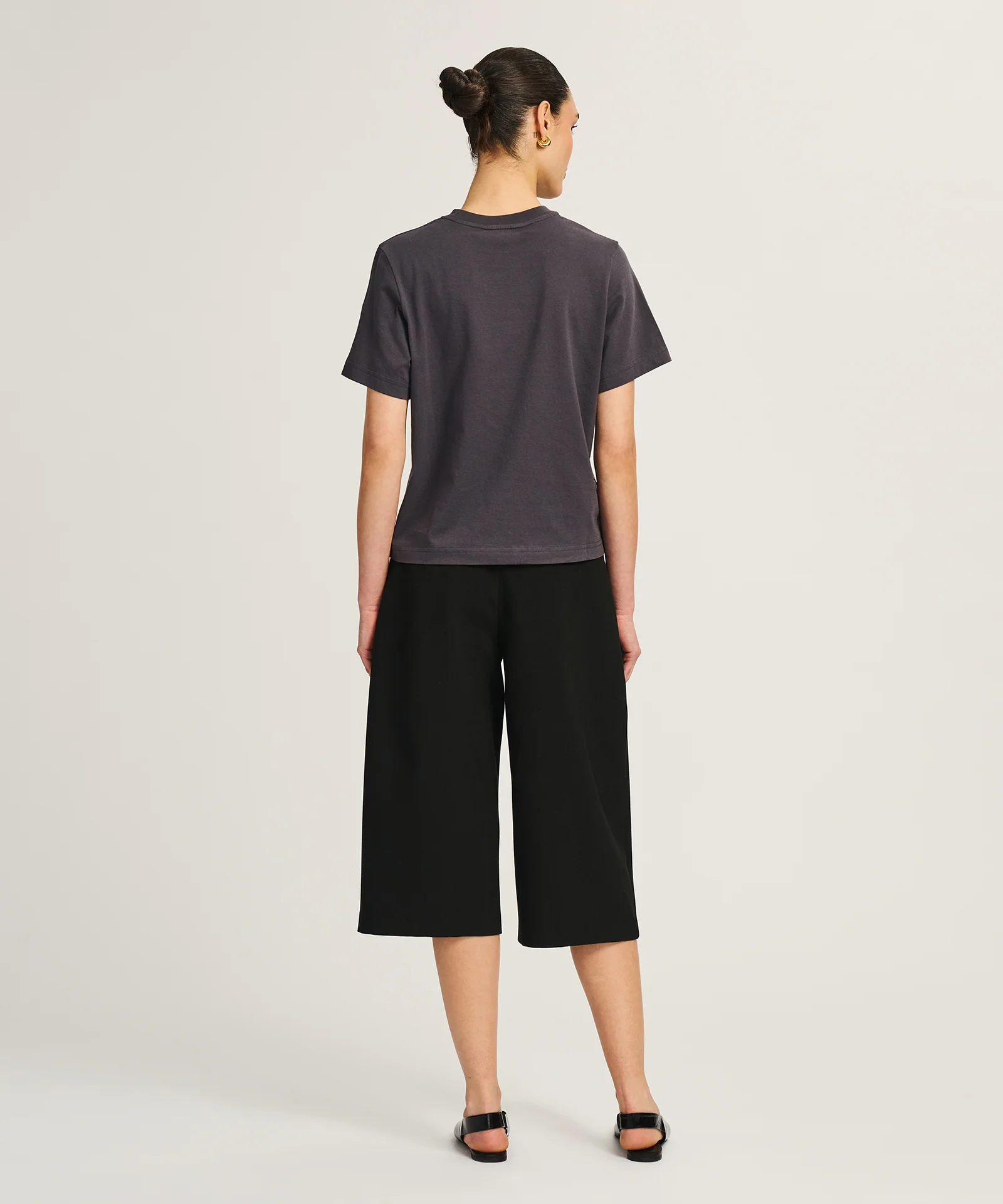 Lightweight Brushed Cotton Relaxed Tee - Image 10