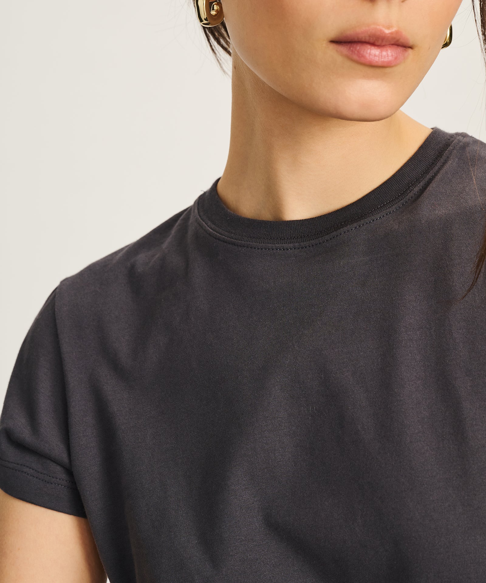 Lightweight Brushed Cotton Slim Tee - Image 13