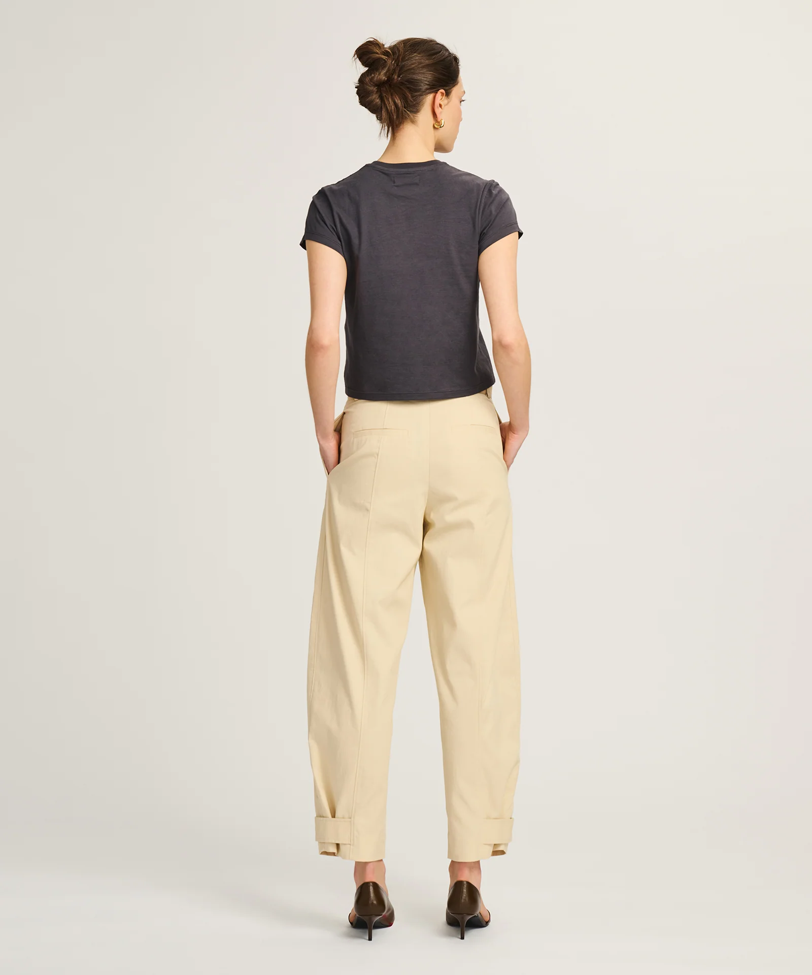 Lightweight Brushed Cotton Slim Tee - Image 15