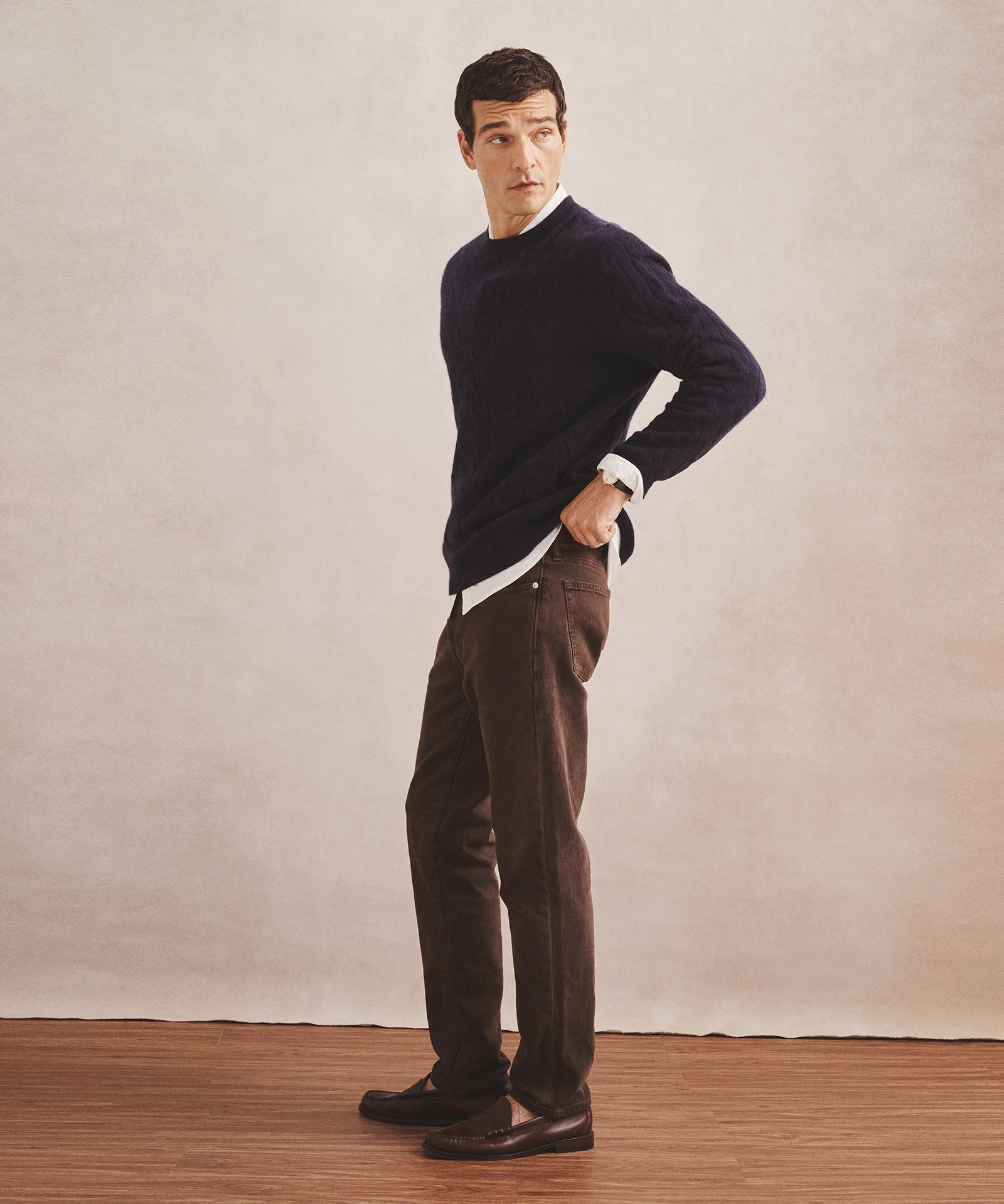 Lightweight Cashmere Cable Crewneck Sweater - Image 15
