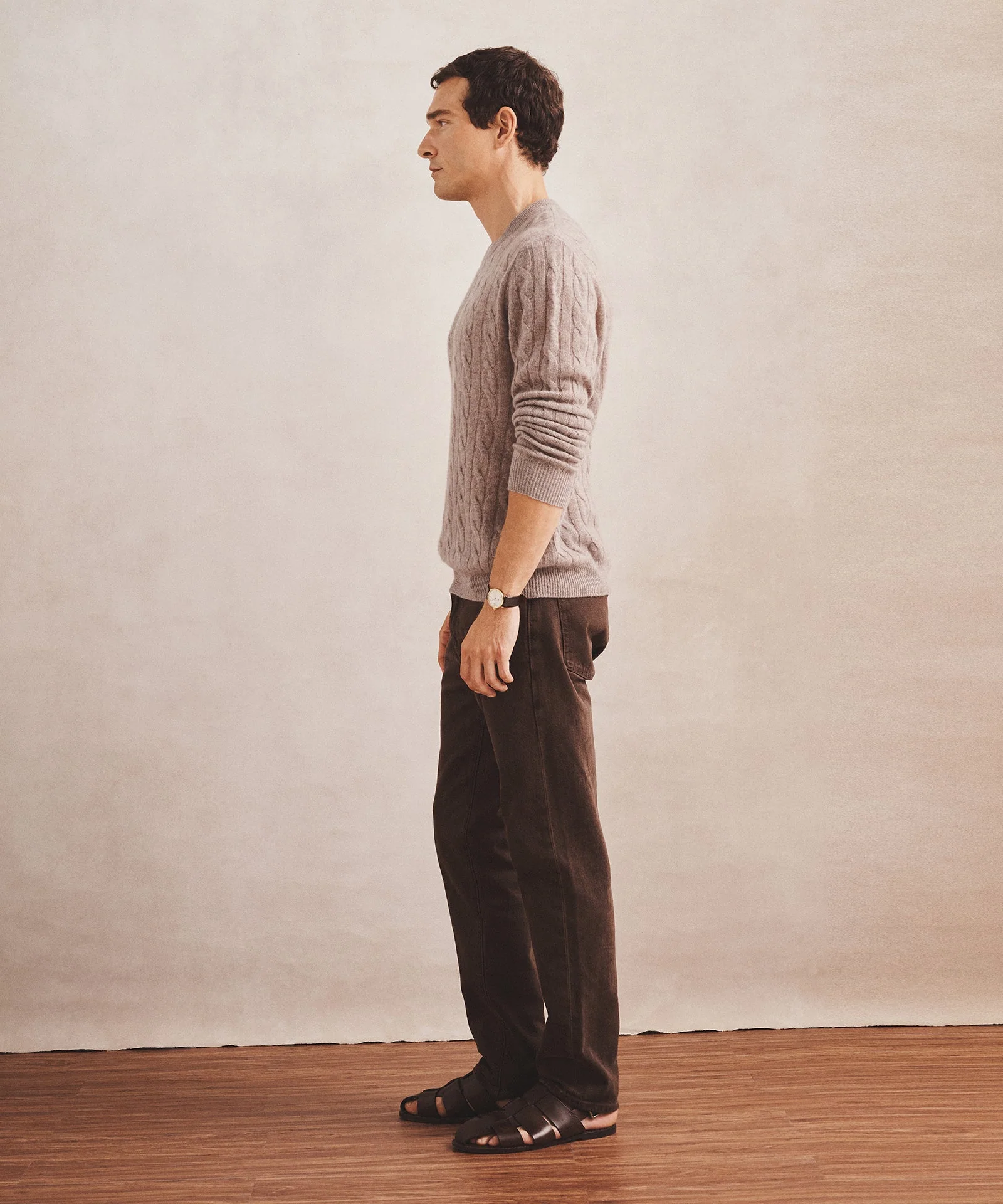 Lightweight Cashmere Cable Crewneck Sweater - Image 19