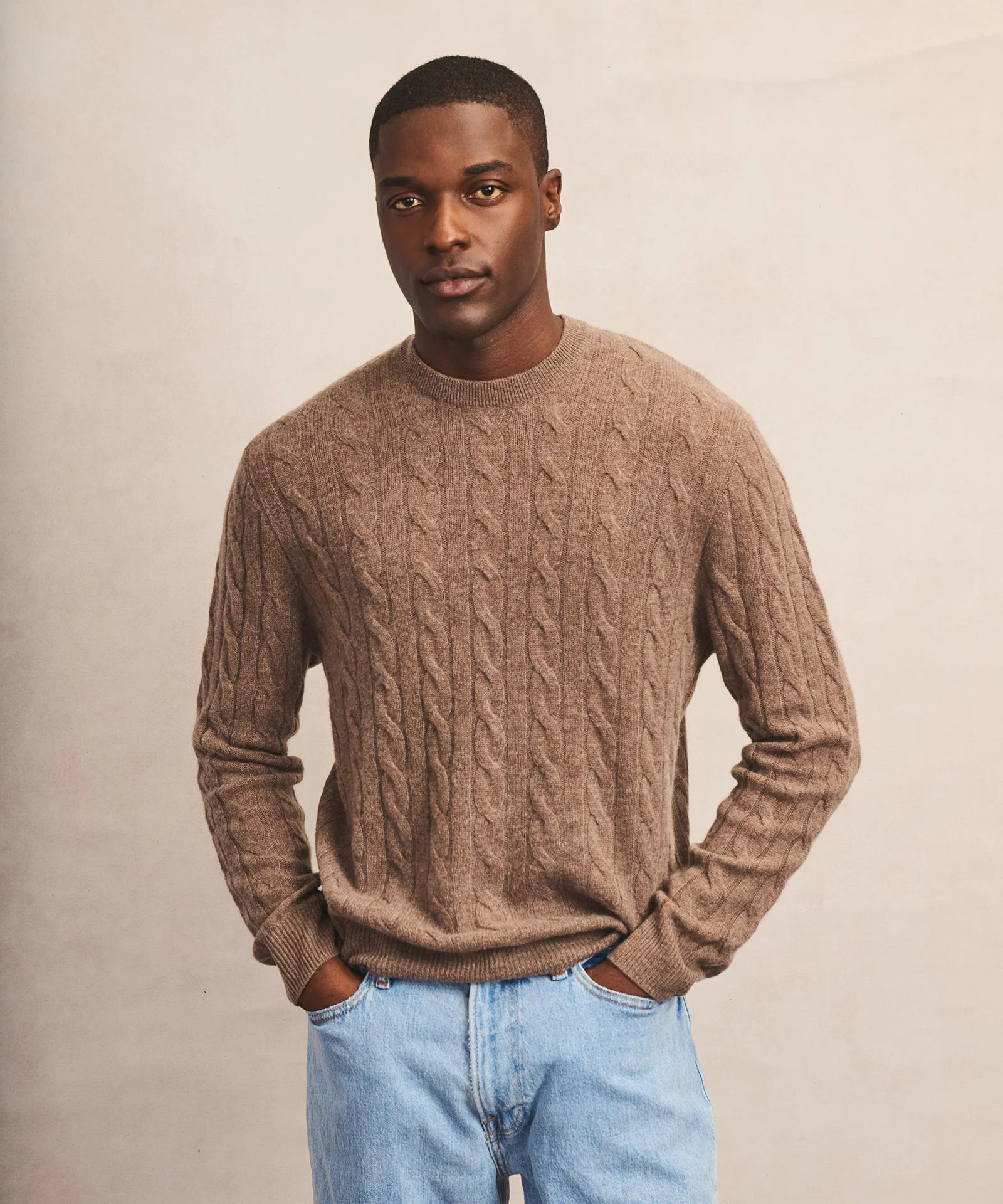 Lightweight Cashmere Cable Crewneck Sweater - Image 4