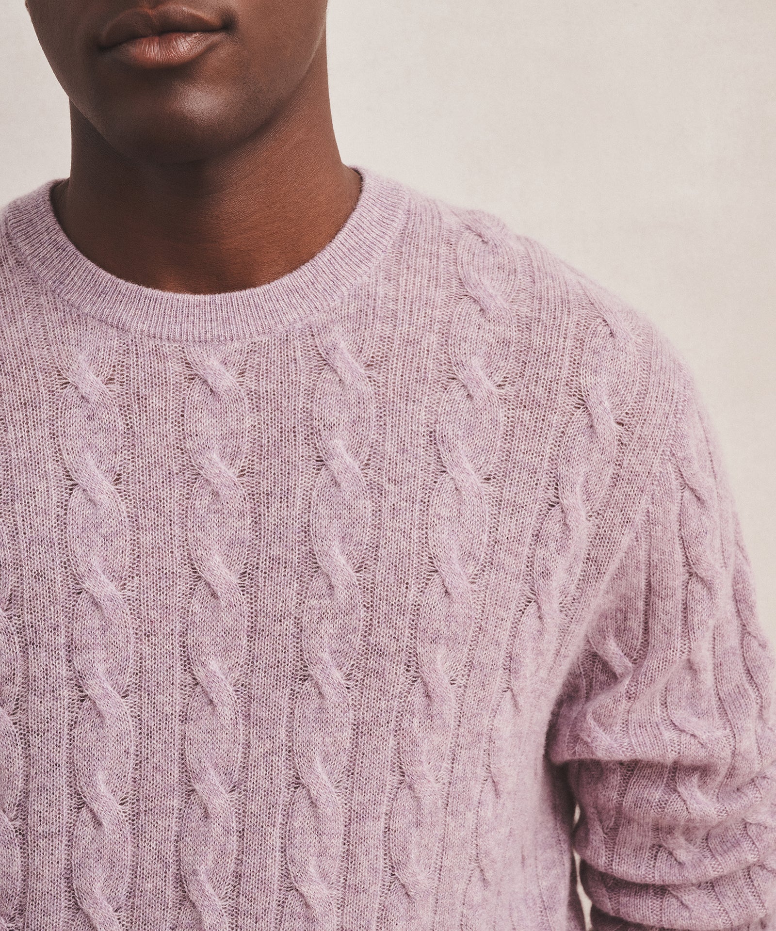 Lightweight Cashmere Cable Crewneck Sweater - Image 8