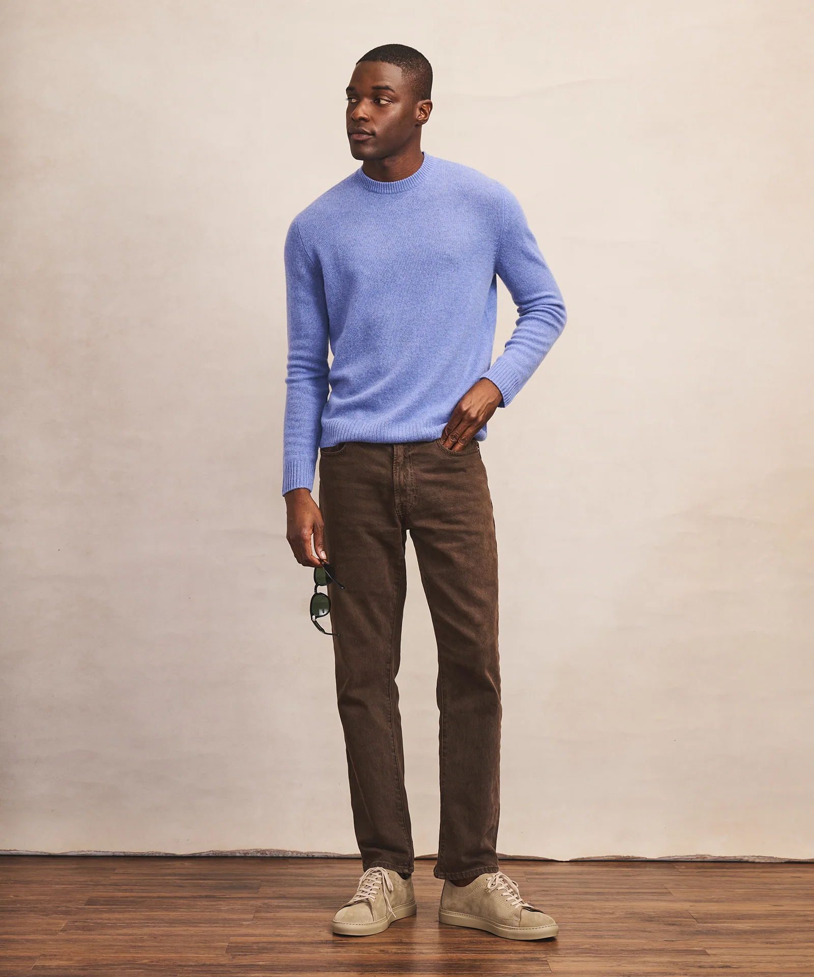 Lightweight Cashmere Crewneck Sweater - Image 13
