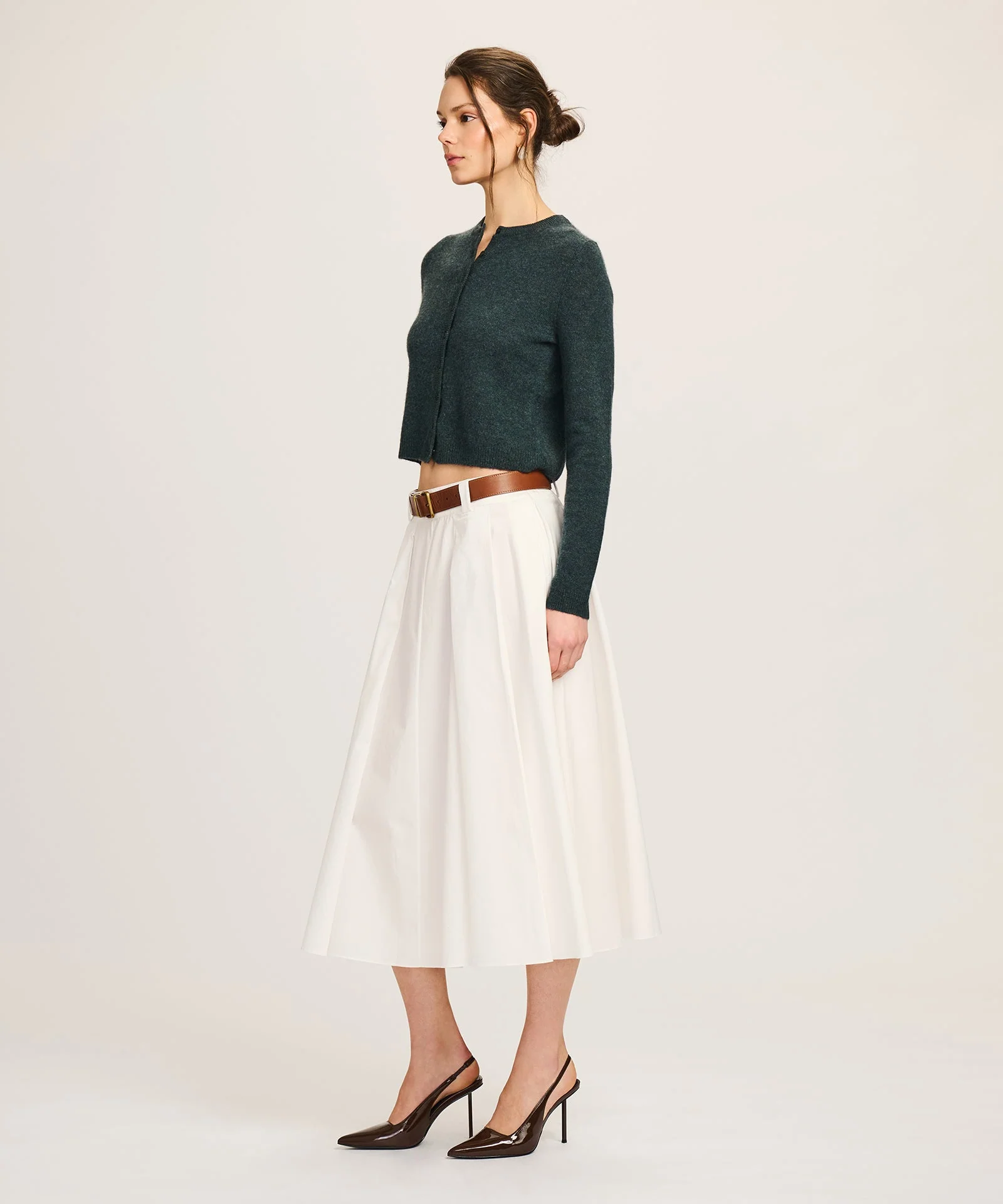 Lightweight Cashmere Cropped Cardigan - Image 10
