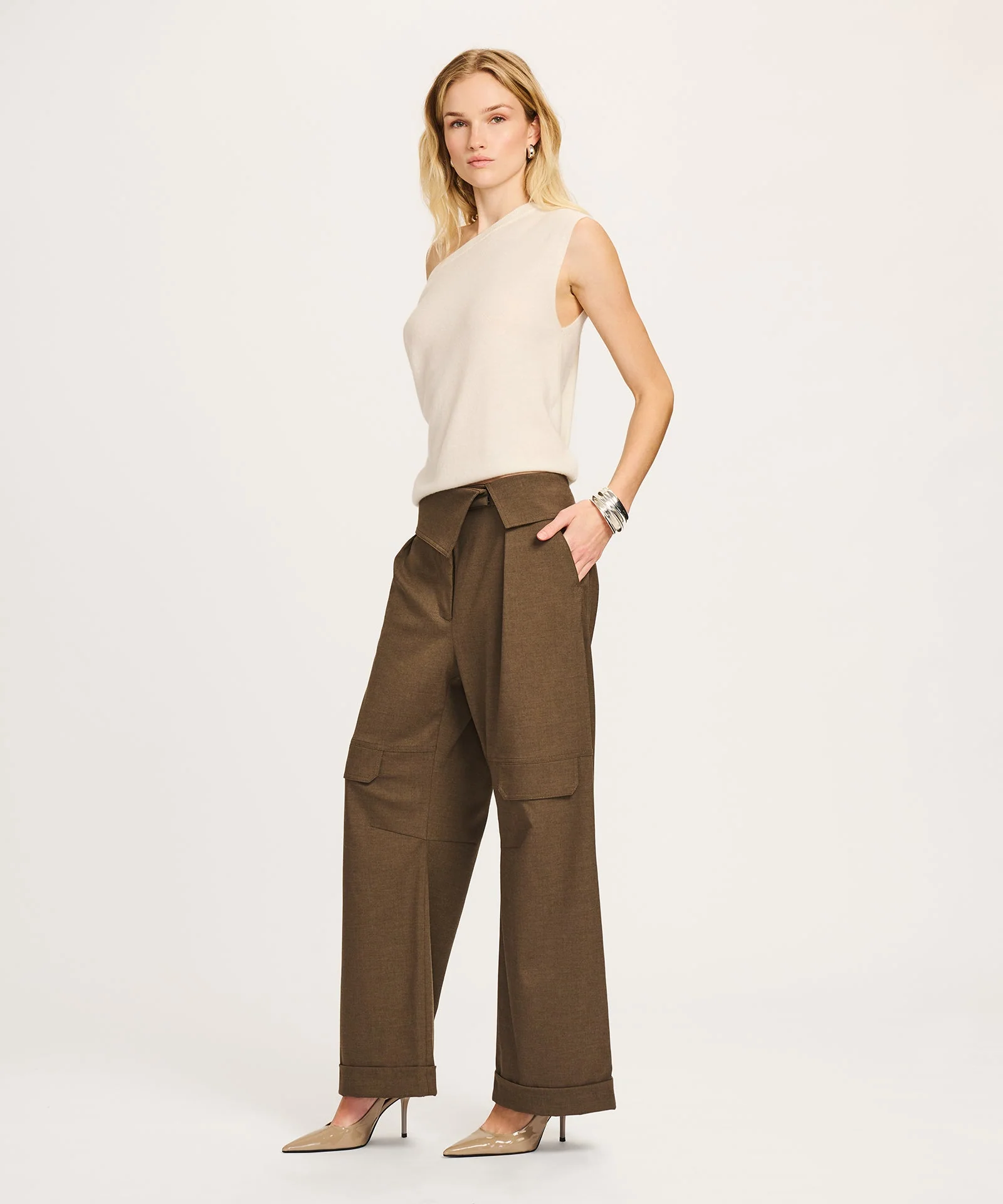 Lightweight Cashmere Off The Shoulder Tank - Image 5