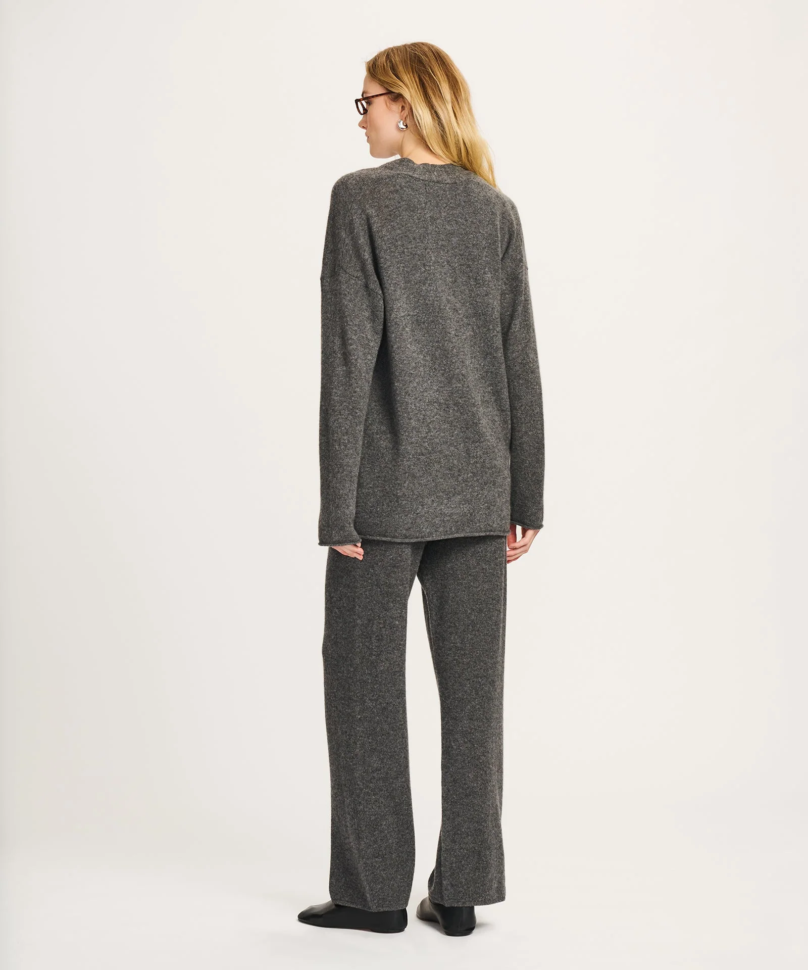 Lightweight Cashmere Open Front Cardigan - Image 10
