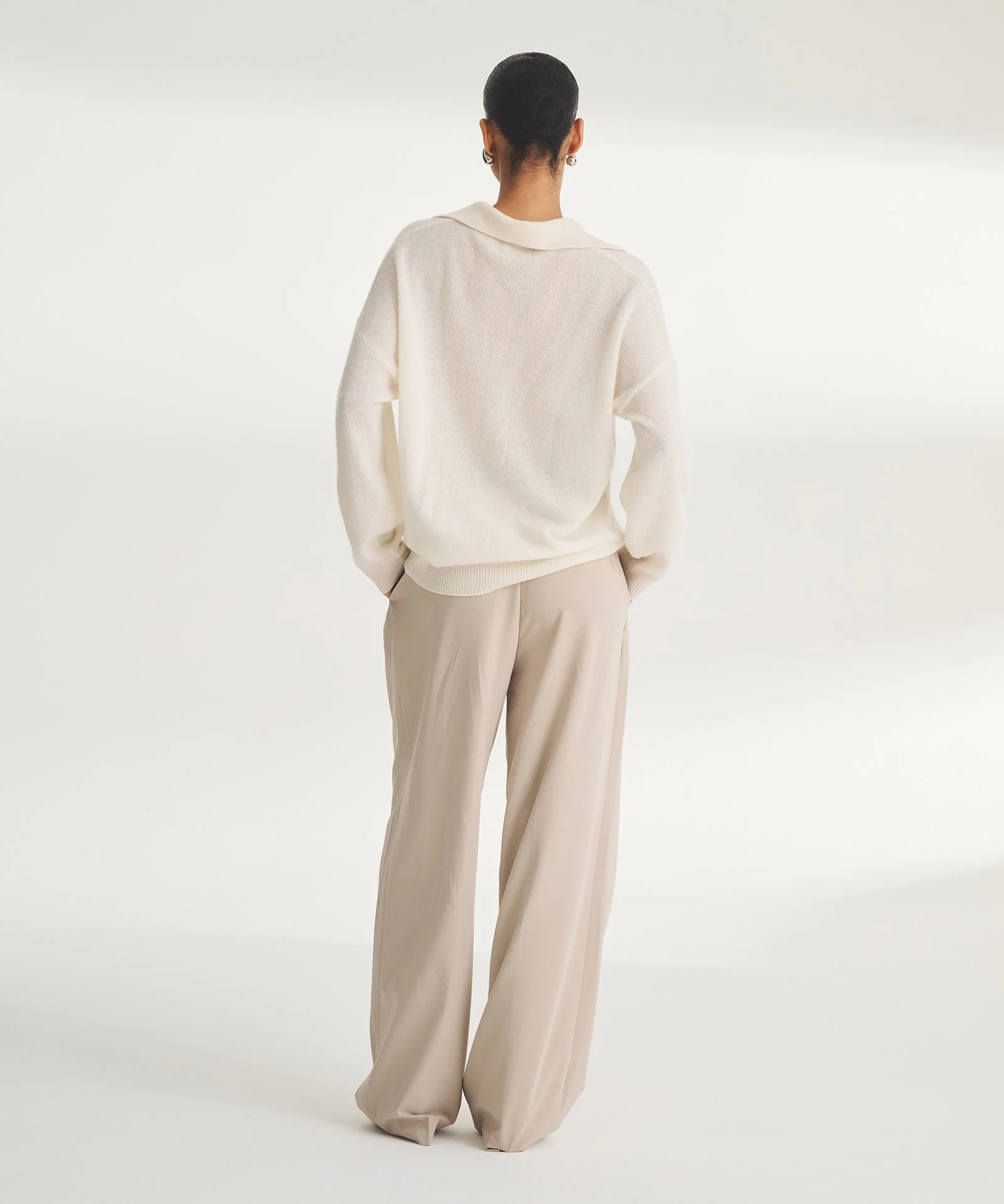 Lightweight Cashmere Oversized Polo - Image 12