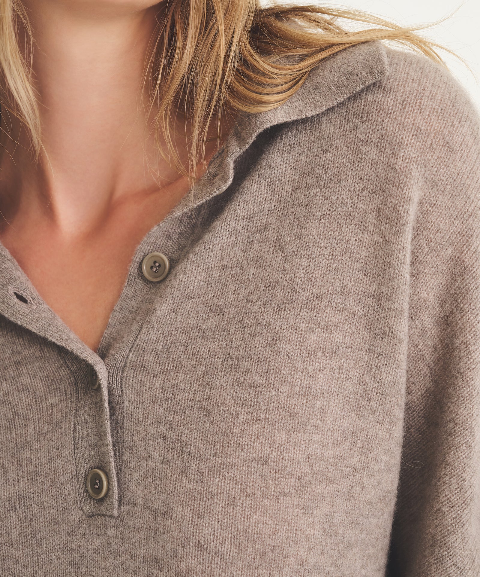 Lightweight Cashmere Oversized Polo - Image 3
