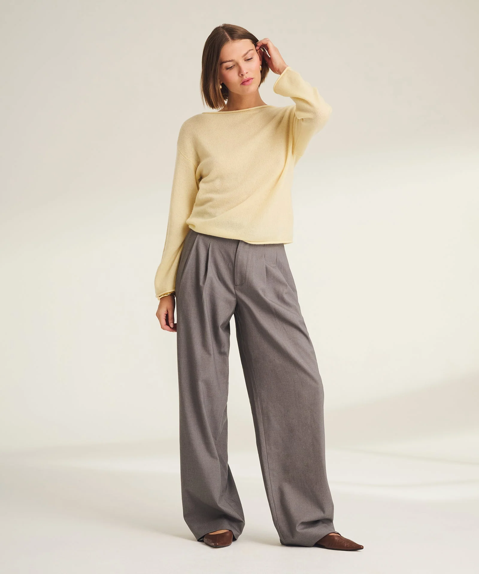 Lightweight Cashmere Relaxed Boatneck Sweater - Image 26