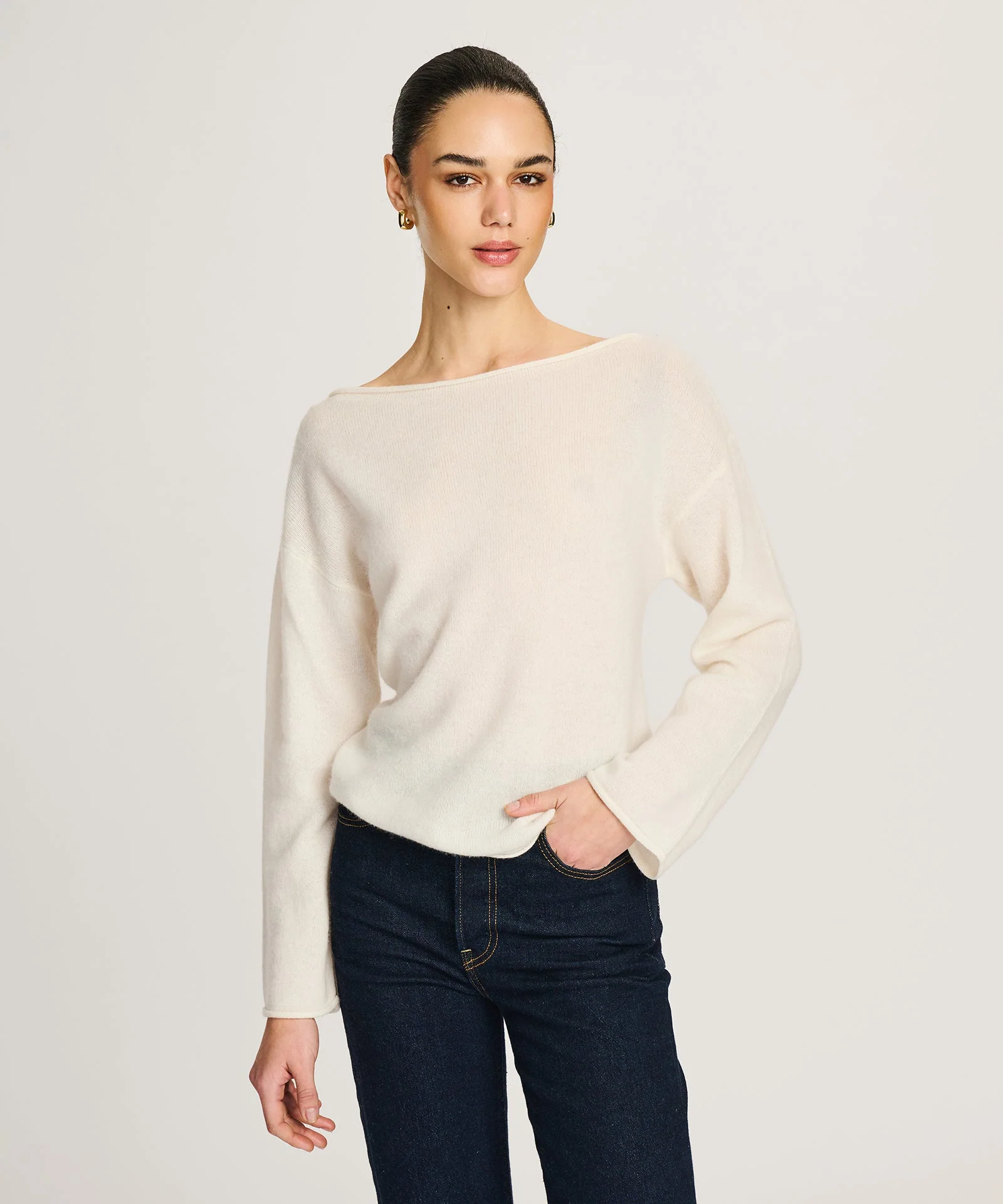 Lightweight Cashmere Relaxed Boatneck Sweater - Image 3