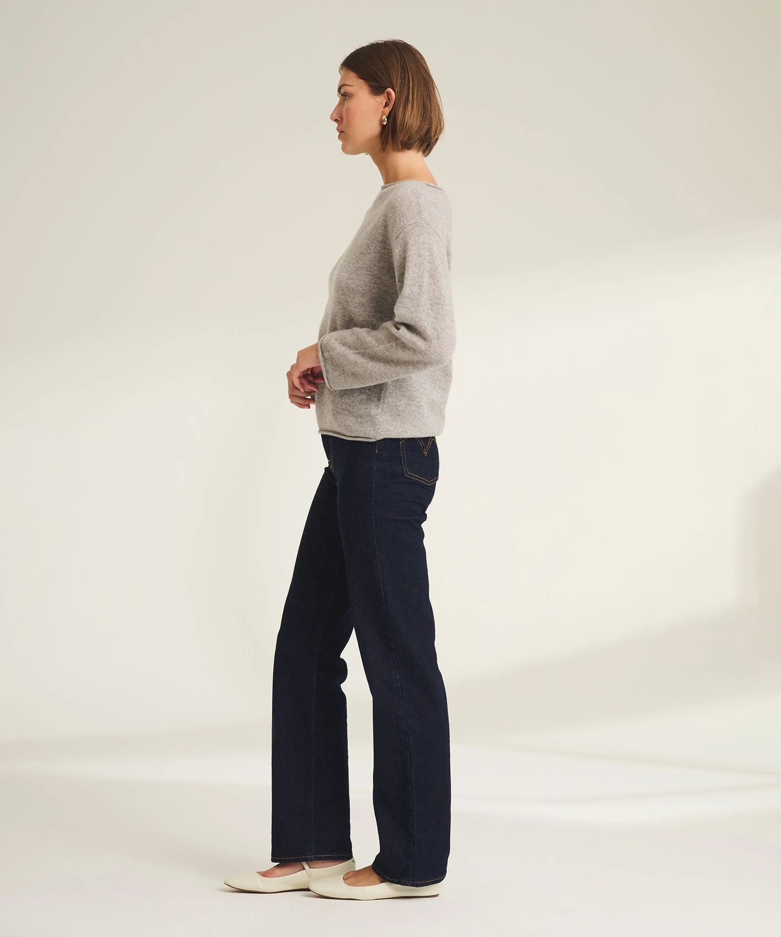 Lightweight Cashmere Relaxed Boatneck Sweater - Image 31