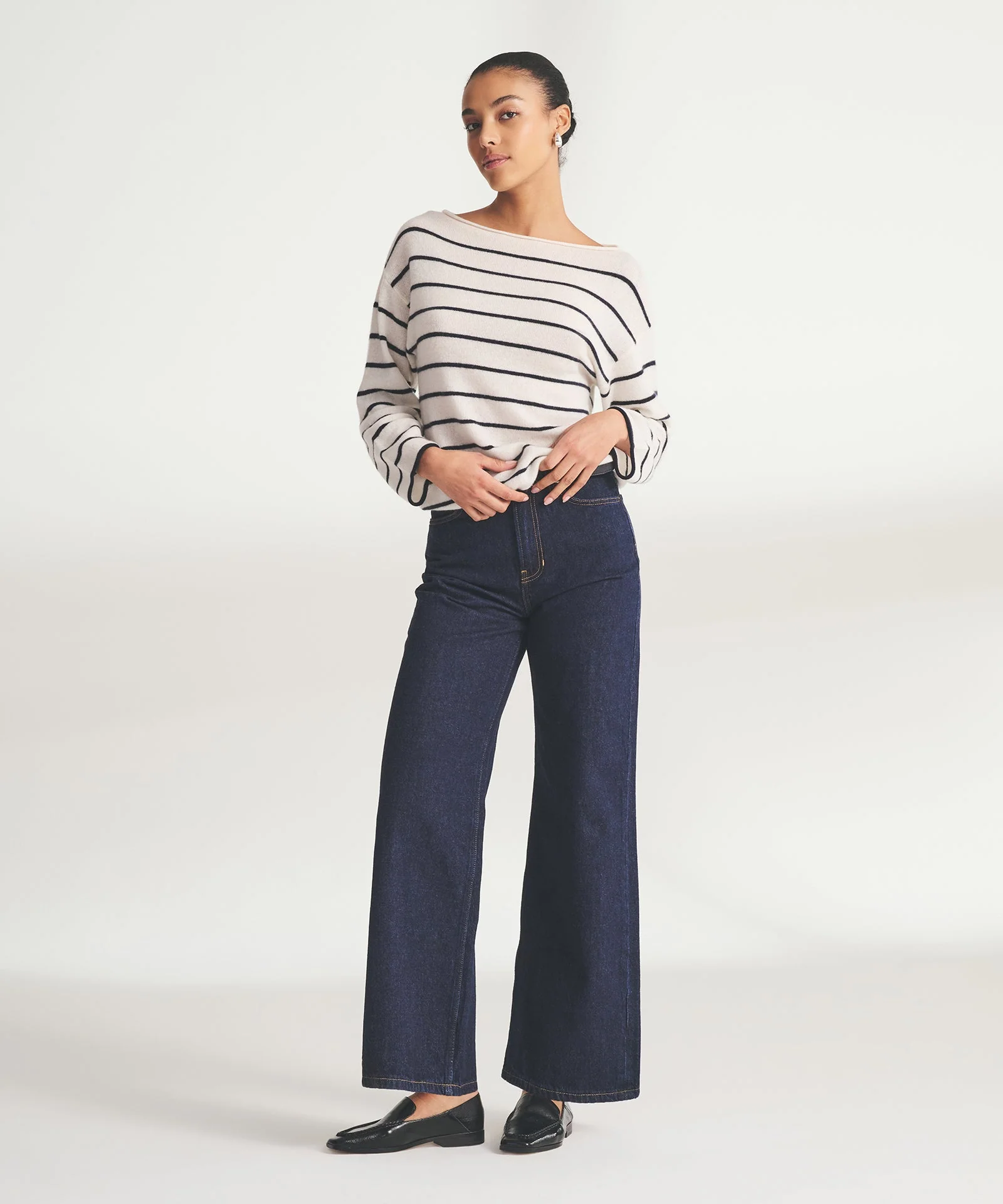 Lightweight Cashmere Relaxed Striped Boatneck Sweater - Image 4