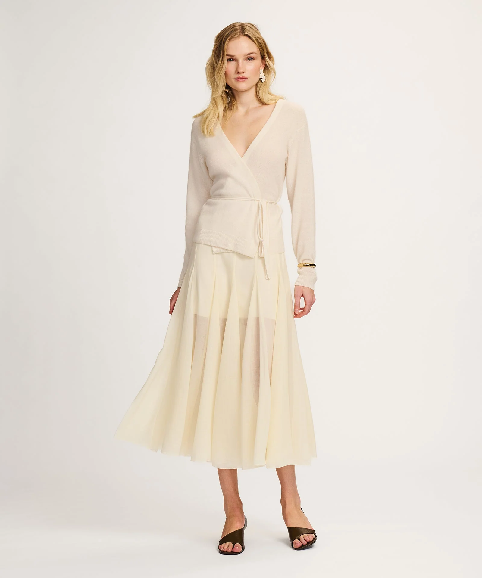 Lightweight Cashmere Wrap Top - Image 4
