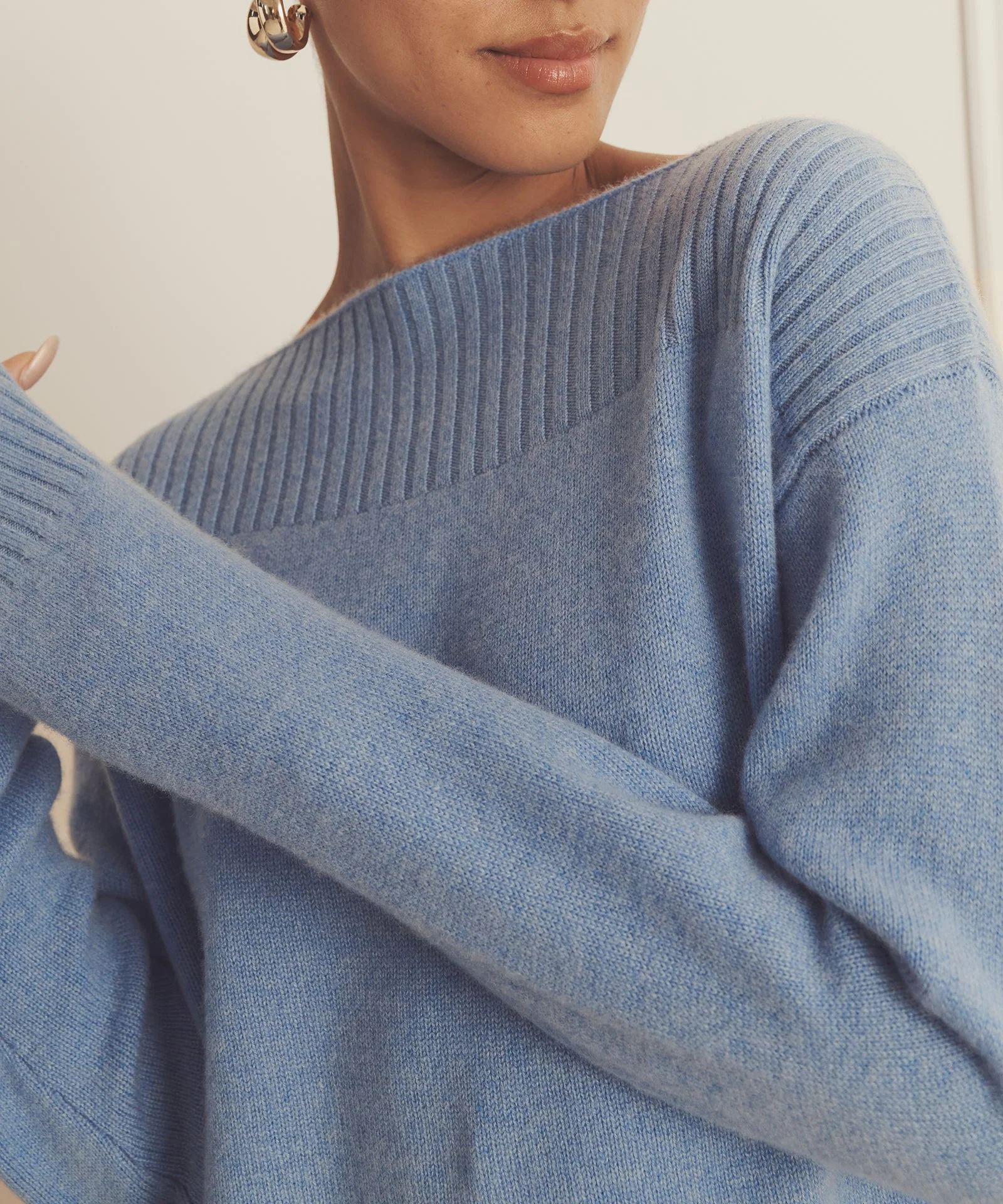 Luxe Cashmere Boatneck - Image 17