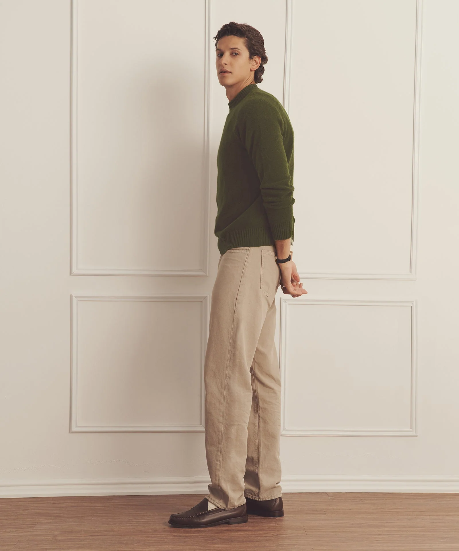 Luxe Cashmere Raglan Crewneck - Image 14