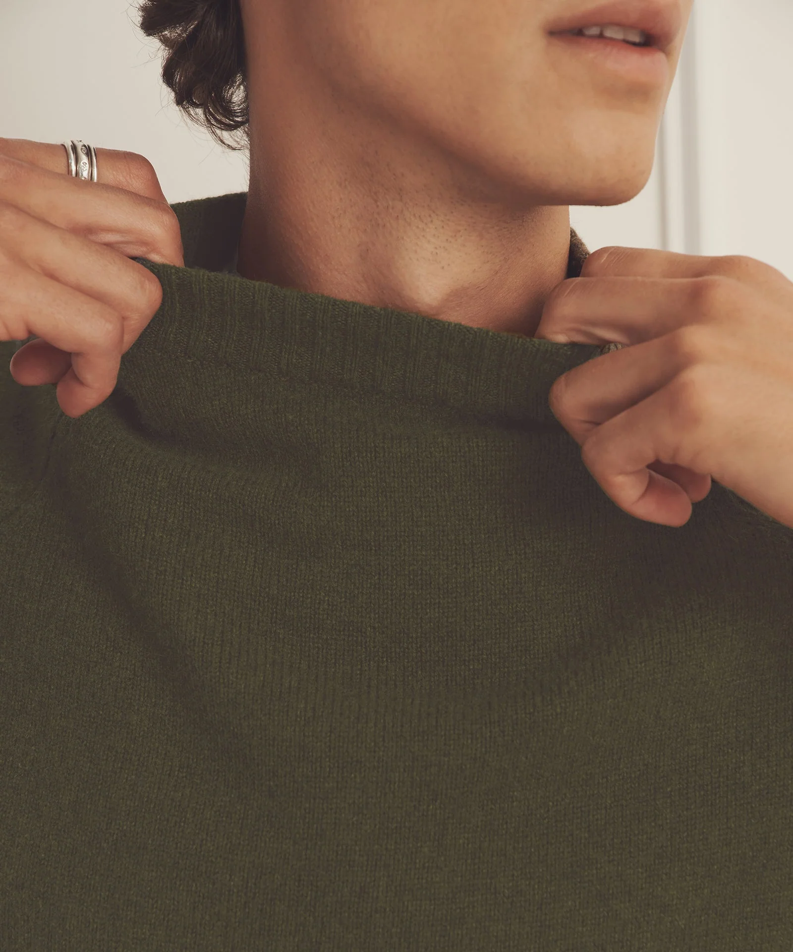 Luxe Cashmere Raglan Crewneck - Image 16