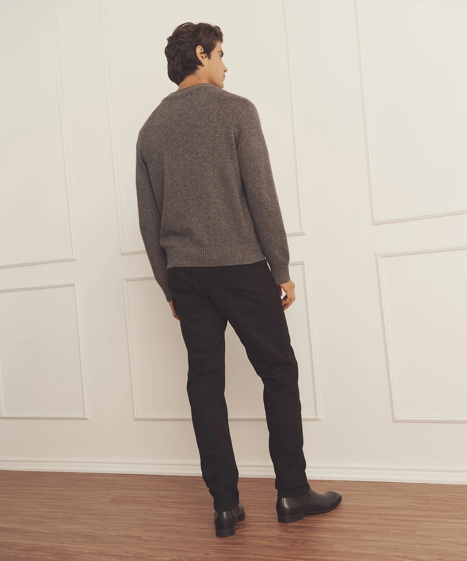 Luxe Cashmere Raglan Crewneck - Image 26