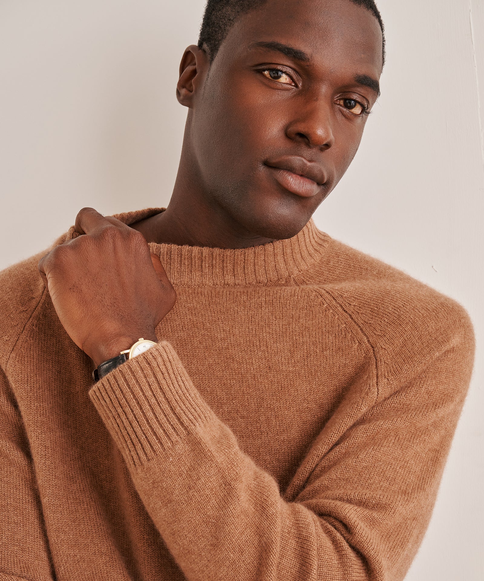 Luxe Cashmere Raglan Crewneck - Image 53
