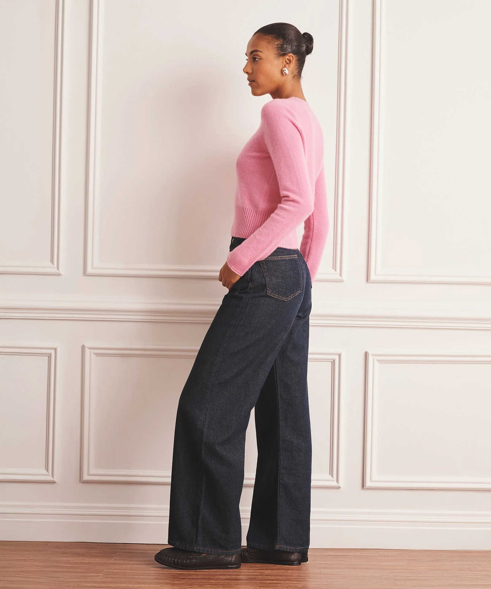 Saddle Cashmere Crewneck Sweater - Image 25