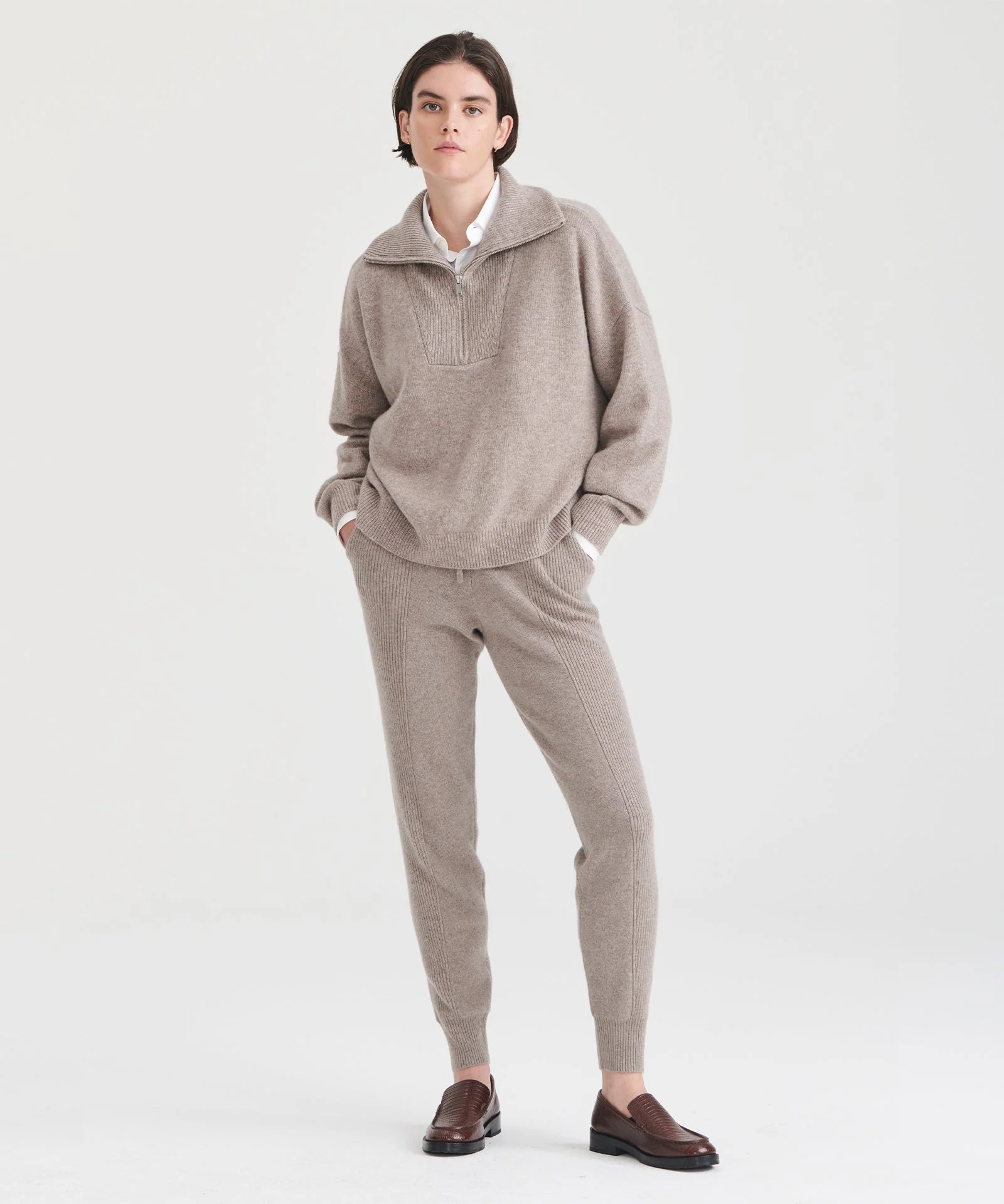 Cashmino Jogger - Image 10