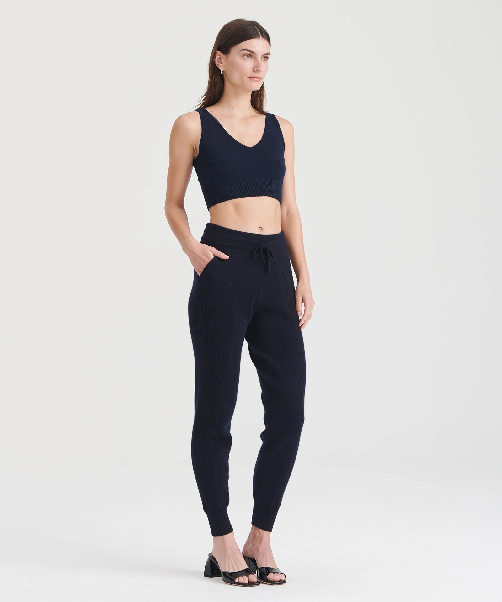 Cashmino Jogger - Image 3