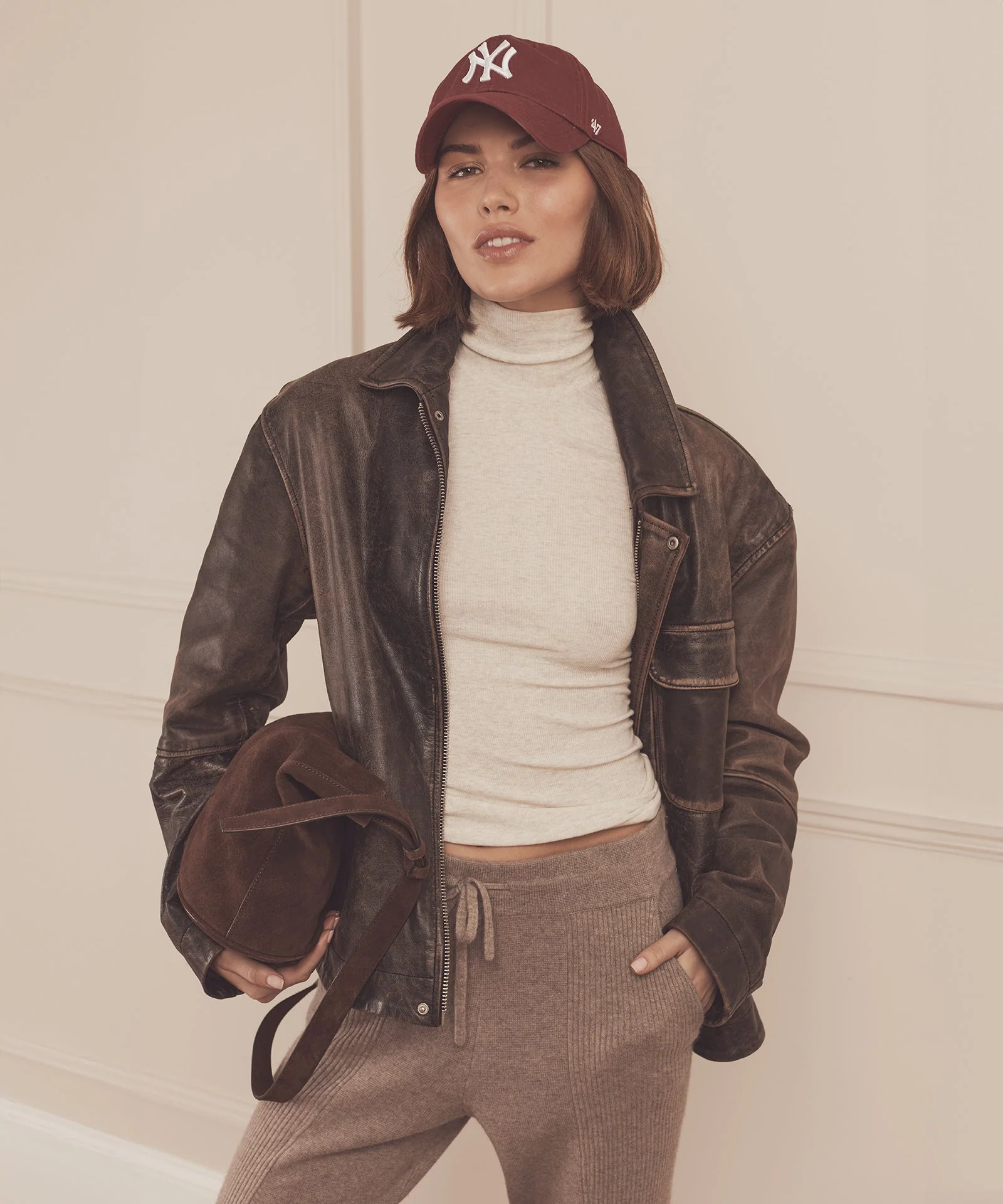 Cashmino Jogger - Image 5