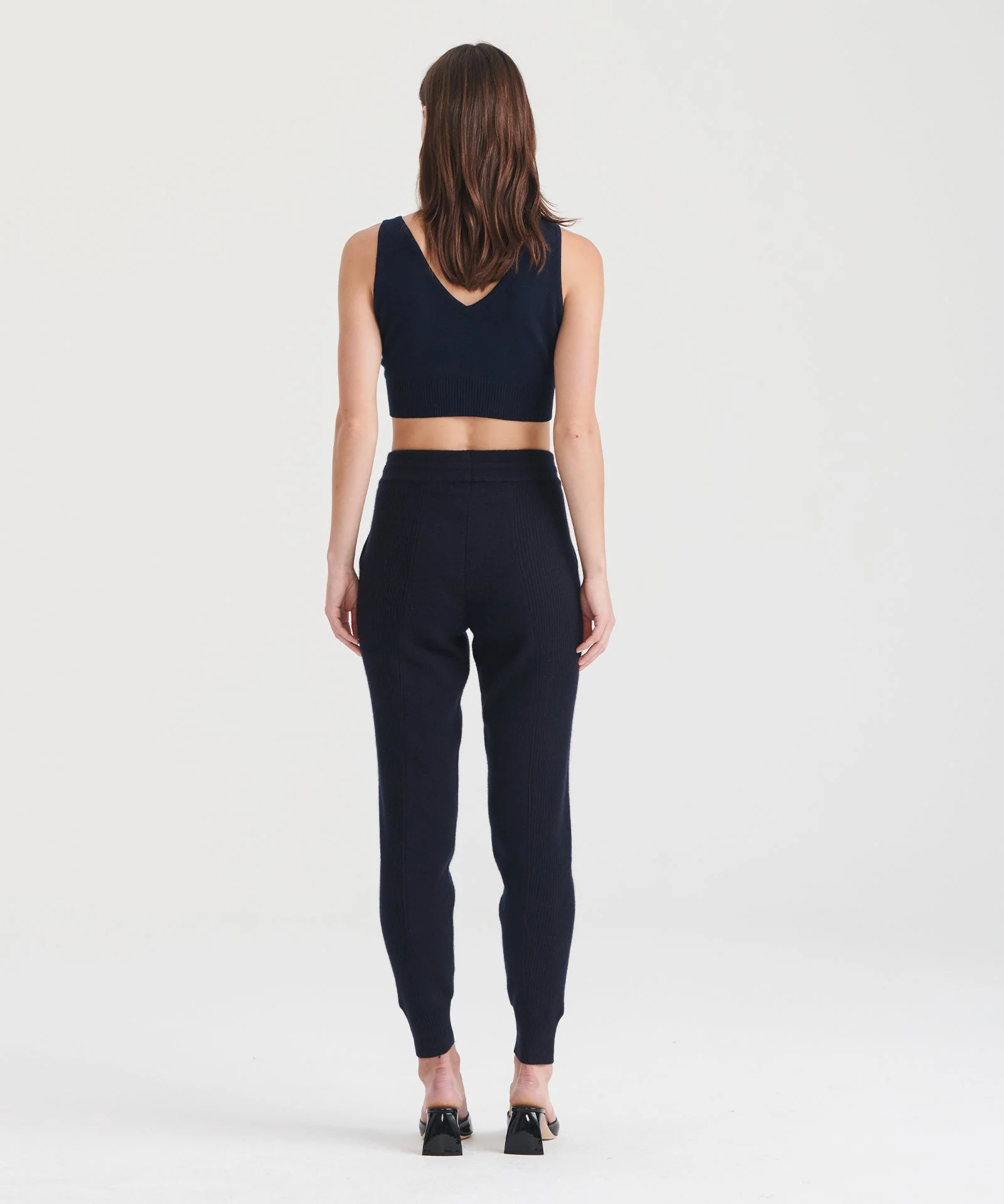 Cashmino Jogger - Image 7