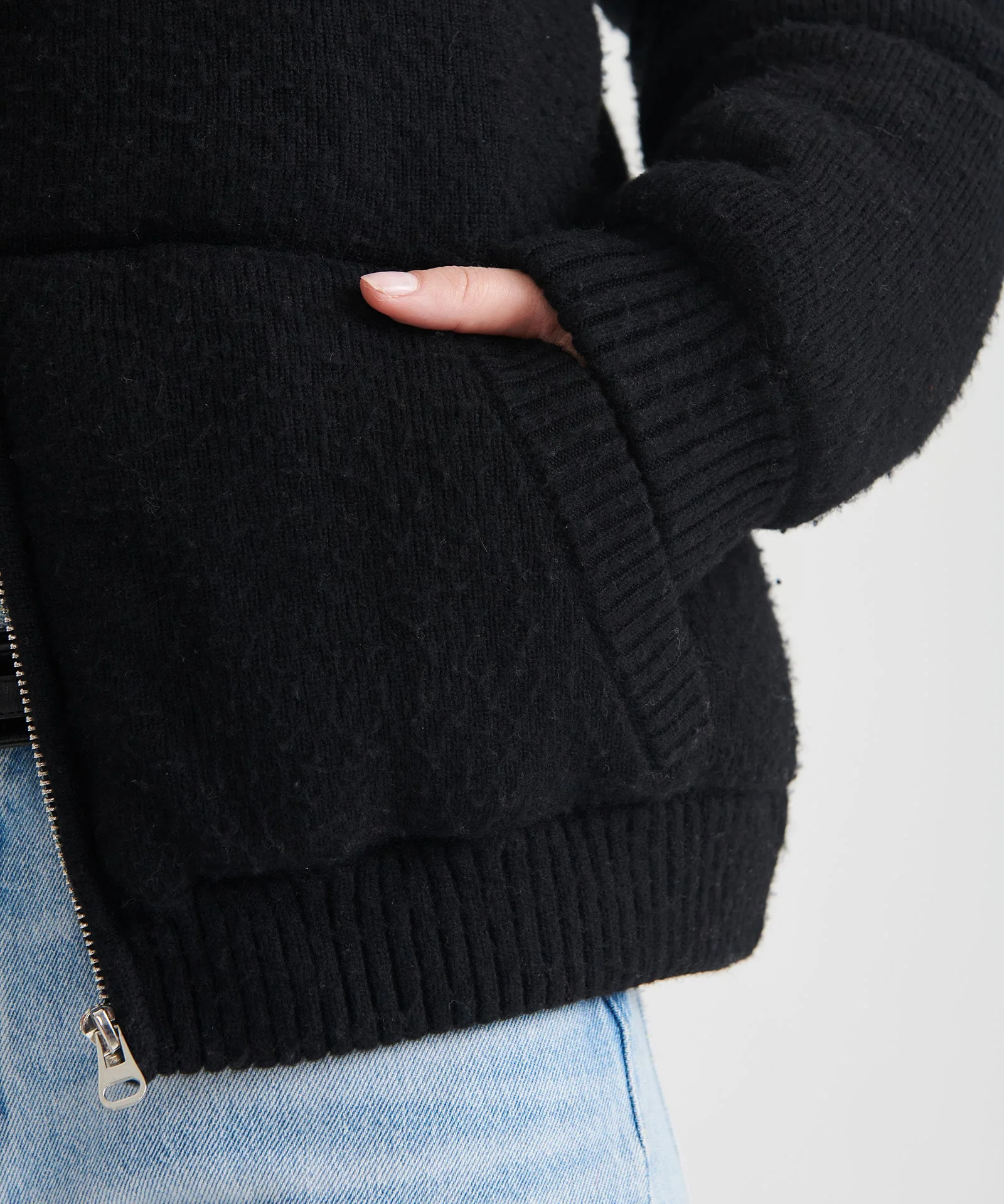 Merino Cashmere Puffer Jacket - Image 11