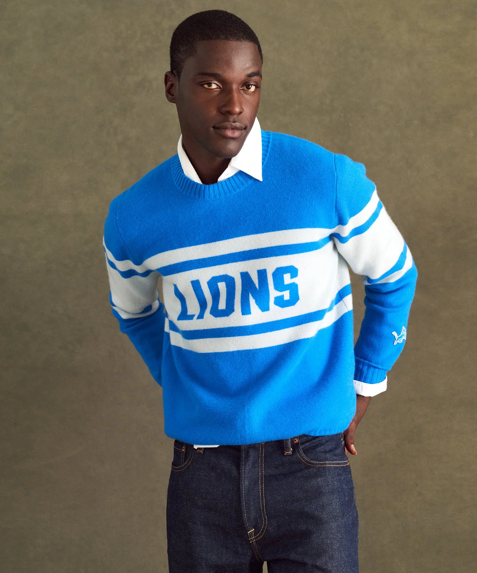 NFL Luxe Cashmere Crewneck Sweater - Image 11